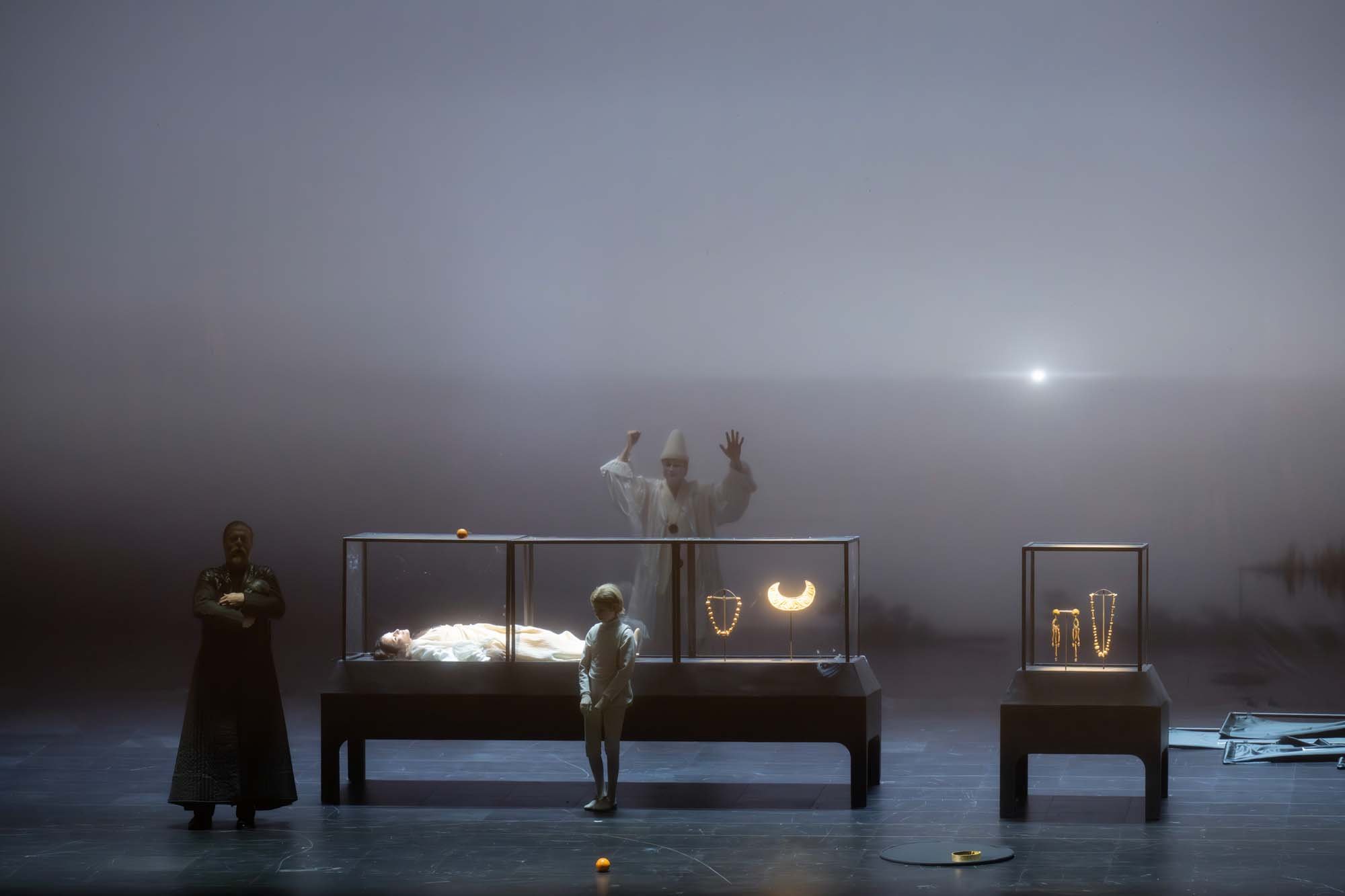 Debussy secondo Castellucci: 'Pelléas et Mélisande' trasforma il Teatro alla Scala nel metafisico regno di Allemond
