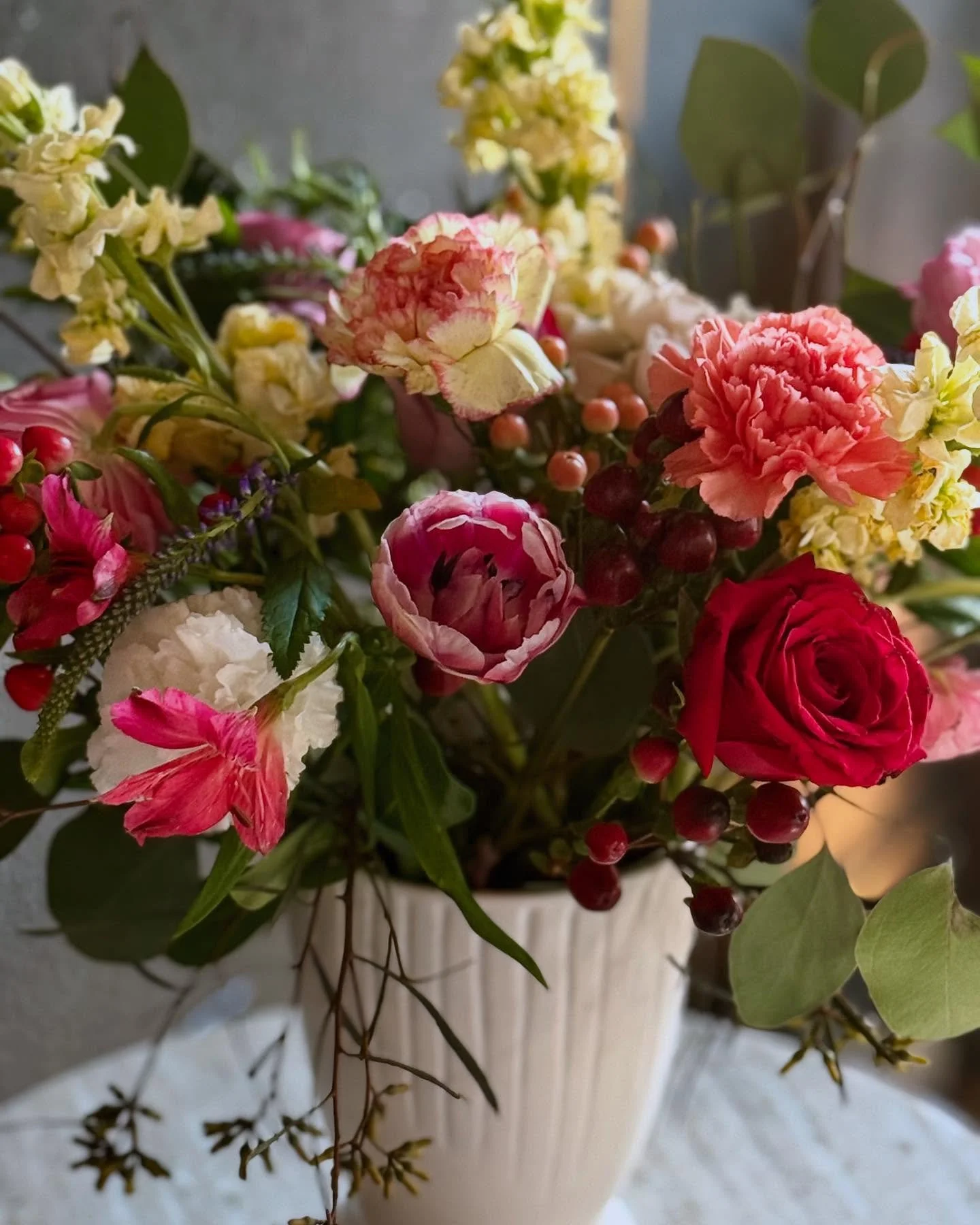💐🩷 We are so thankful for our amazing clients who chose us to help celebrate the incredible mothers in their lives this Mother&rsquo;s Day. While we didn&rsquo;t get to capture every beautiful arrangement (we were living in the moment!), we hope ea