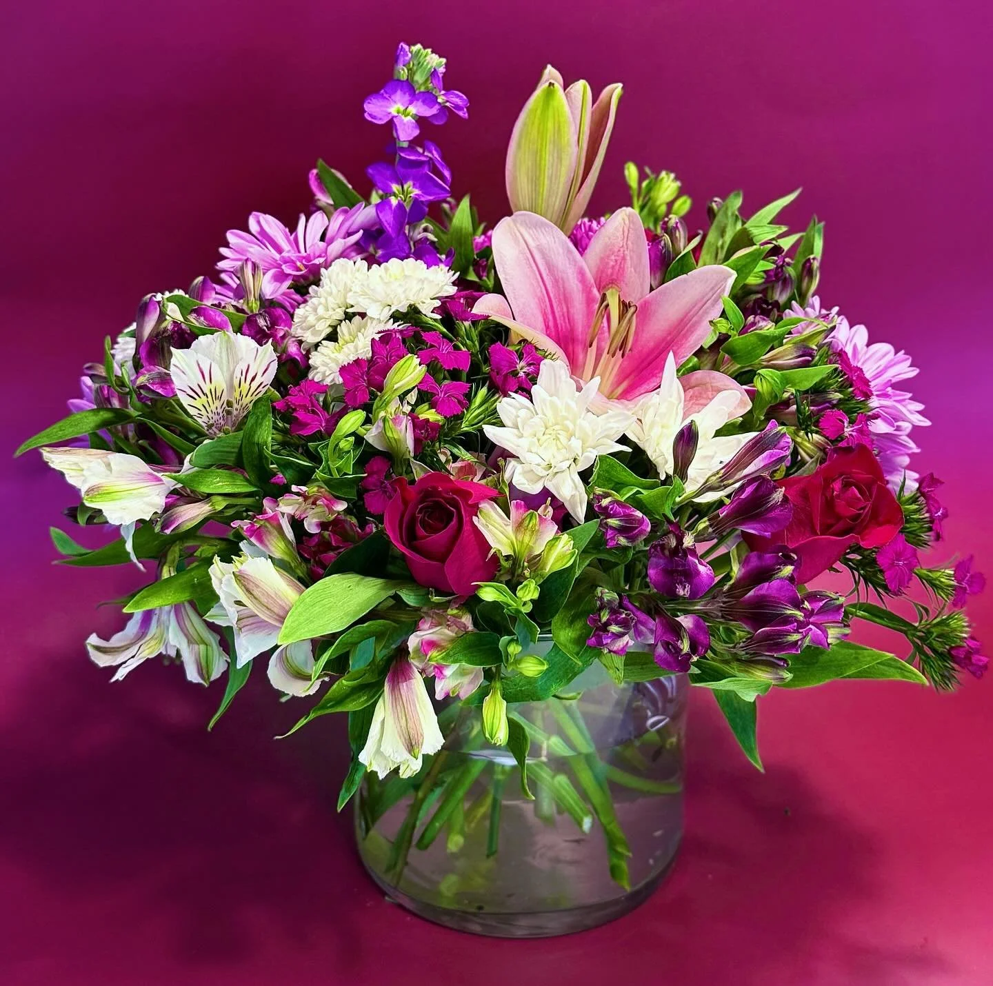 🌹 Mother&rsquo;s Day is this week! 🌹

And while we absolutely love designing custom arrangements just for you, we&rsquo;re also happy to recreate any favorites from our website&mdash;like this reimagined &ldquo;Purple Rain&rdquo; 💜✨

Flowers speak