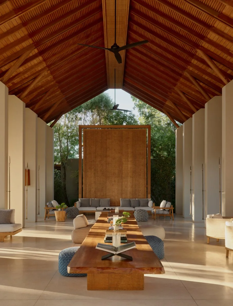 amanyara_turks_caicos_-_resort_arrival_pavilion.jpg
