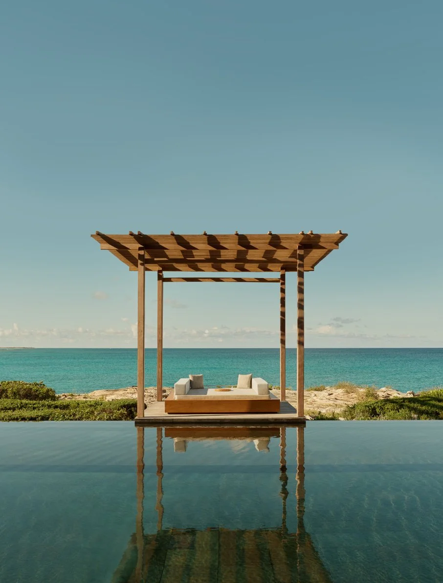 amanyara_turks_caicos_-_resort_main_pool.jpg