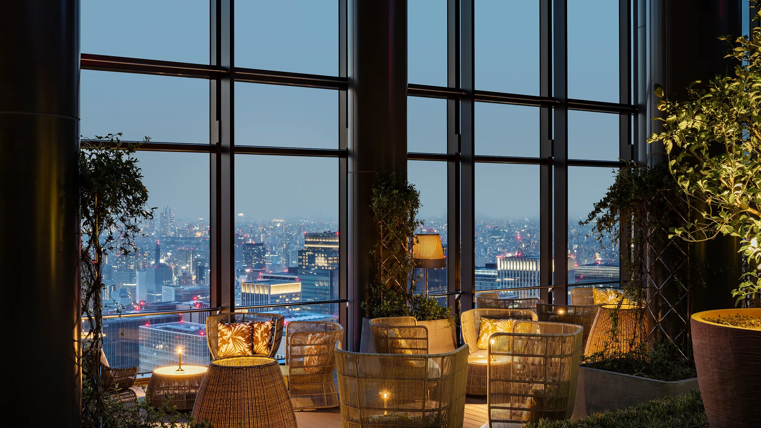 33_BHTokyo_Bar_Terrance_03_WEB-Bulgari%20Tokyo-mar23-pr.webp