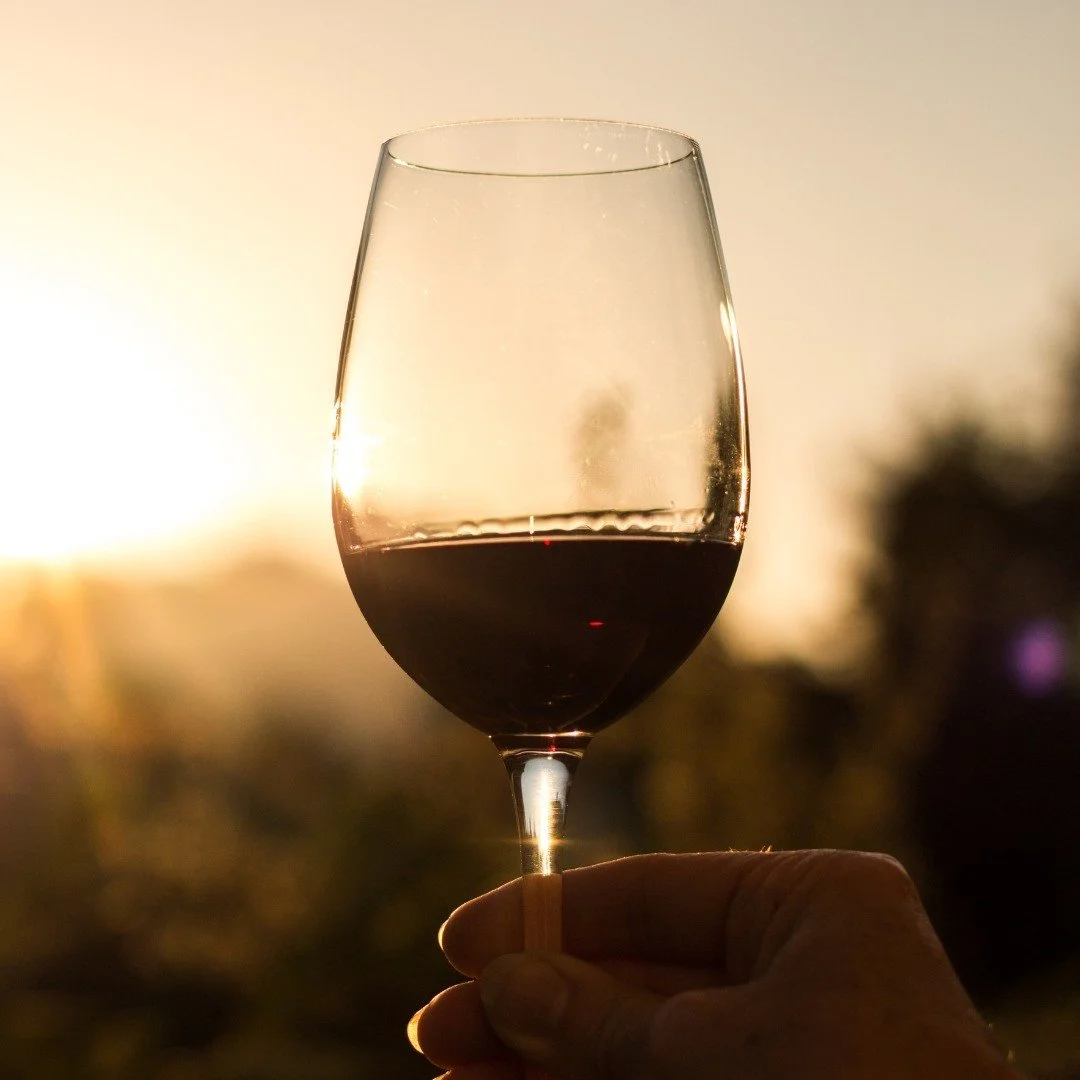 Sunsets over Brisbane and a glass of your favourite wine is what The Summit Cafe is all about - visit us this week to indulge!