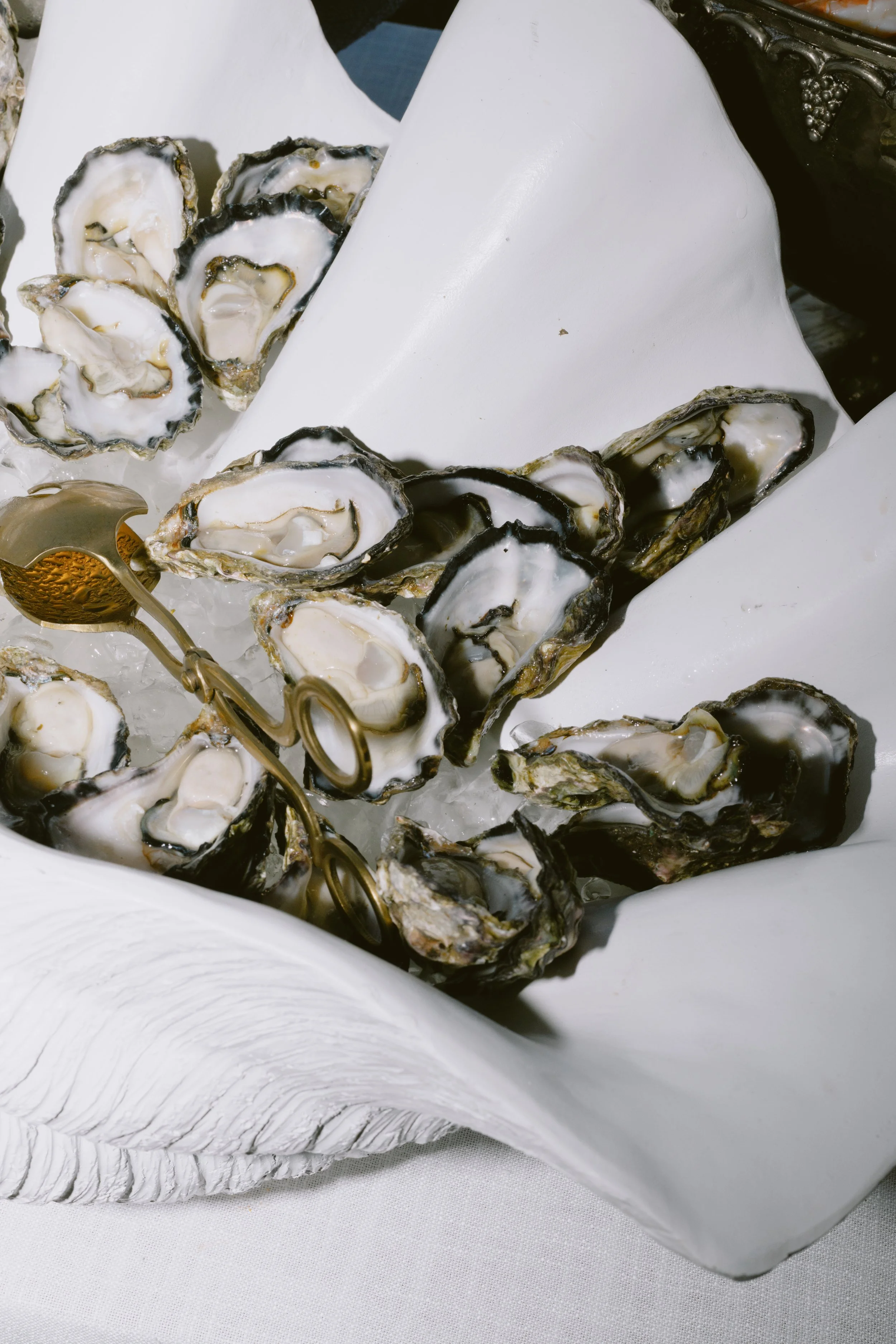 Oysters - SUMR Alessia & Isaac Wedding (1).jpg