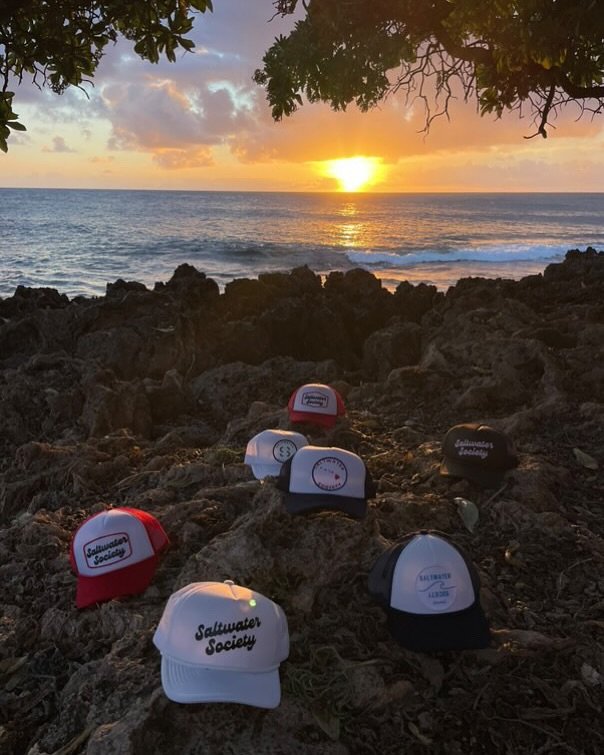 We love a brand with heart- and @saltwatersociety is on a mission to protect the ocean. Something we can all get behind 🫶 check them out Saturday at @thepoint_sb from 10-3! #sunandseacollective