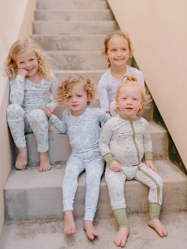 Get ready to fall in love with @shaeandpalmer - their luxury bamboo pajamas will be your kiddos new favorite. Plus they are made by a local mom, a definite must see at our October market. 

Join us at @thepoint_sb on Saturday October 25th from 10-3! 
