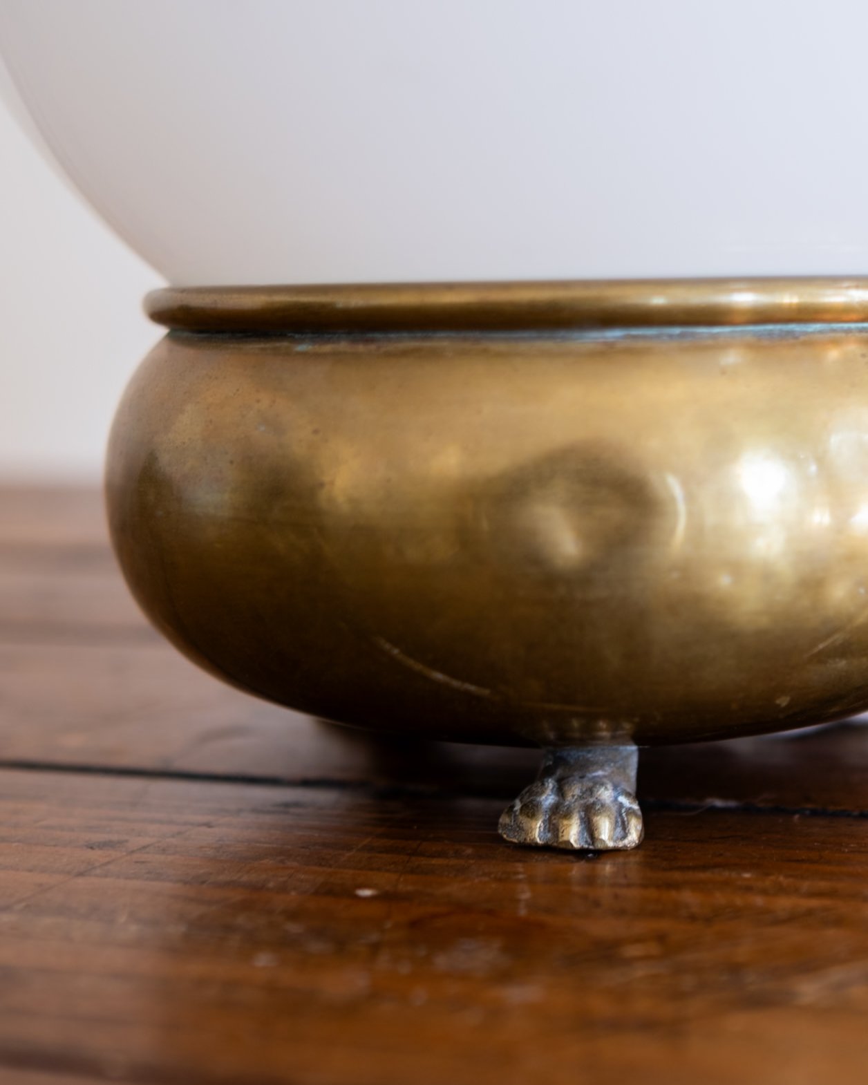 Brass Globe Lamp with Paw-footed Base 02.jpg