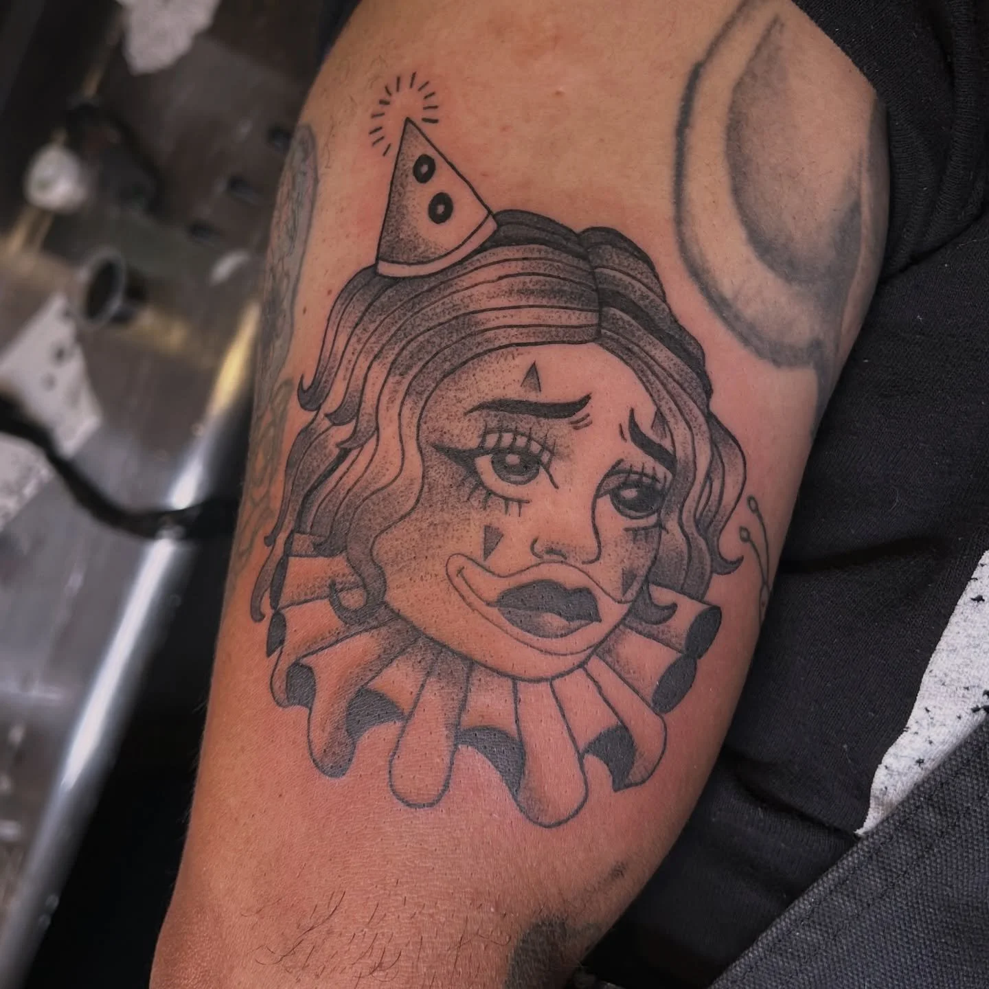 Saddie tattyyyyyy #11 for the one &amp; only. Thank you Jorge for the greatest time and sittin still for me, you da bestest! Check out his work &amp; hire this man for some beautiful murals!! 🎨❤️&zwj;🔥
Thank yall for choosing from my flash, you mak