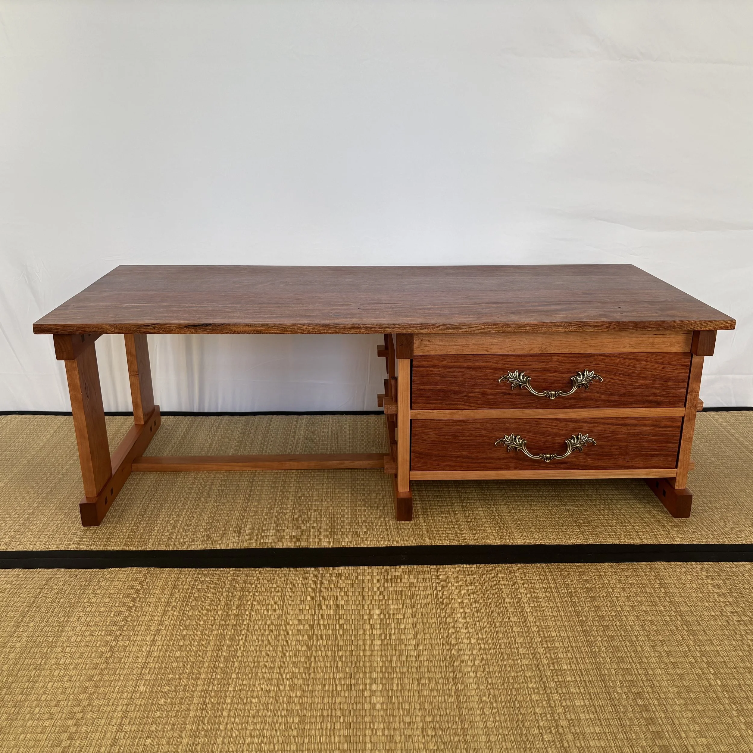 Yūkyū: Giving a Century-Old Rosewood a New Life