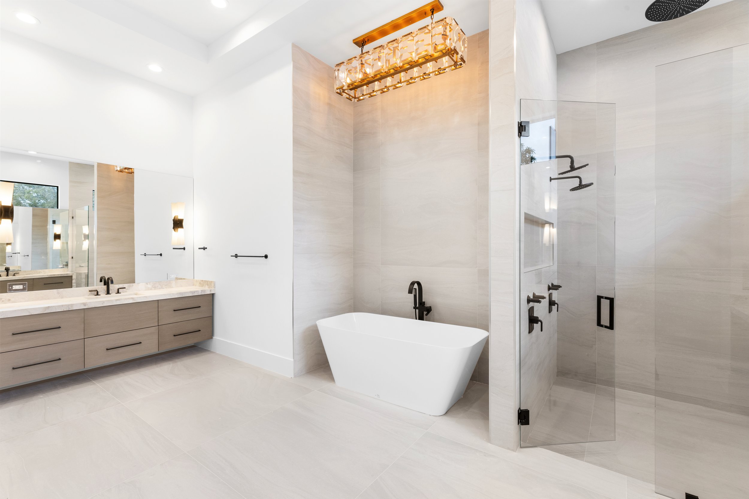 Master Bath 4.jpg