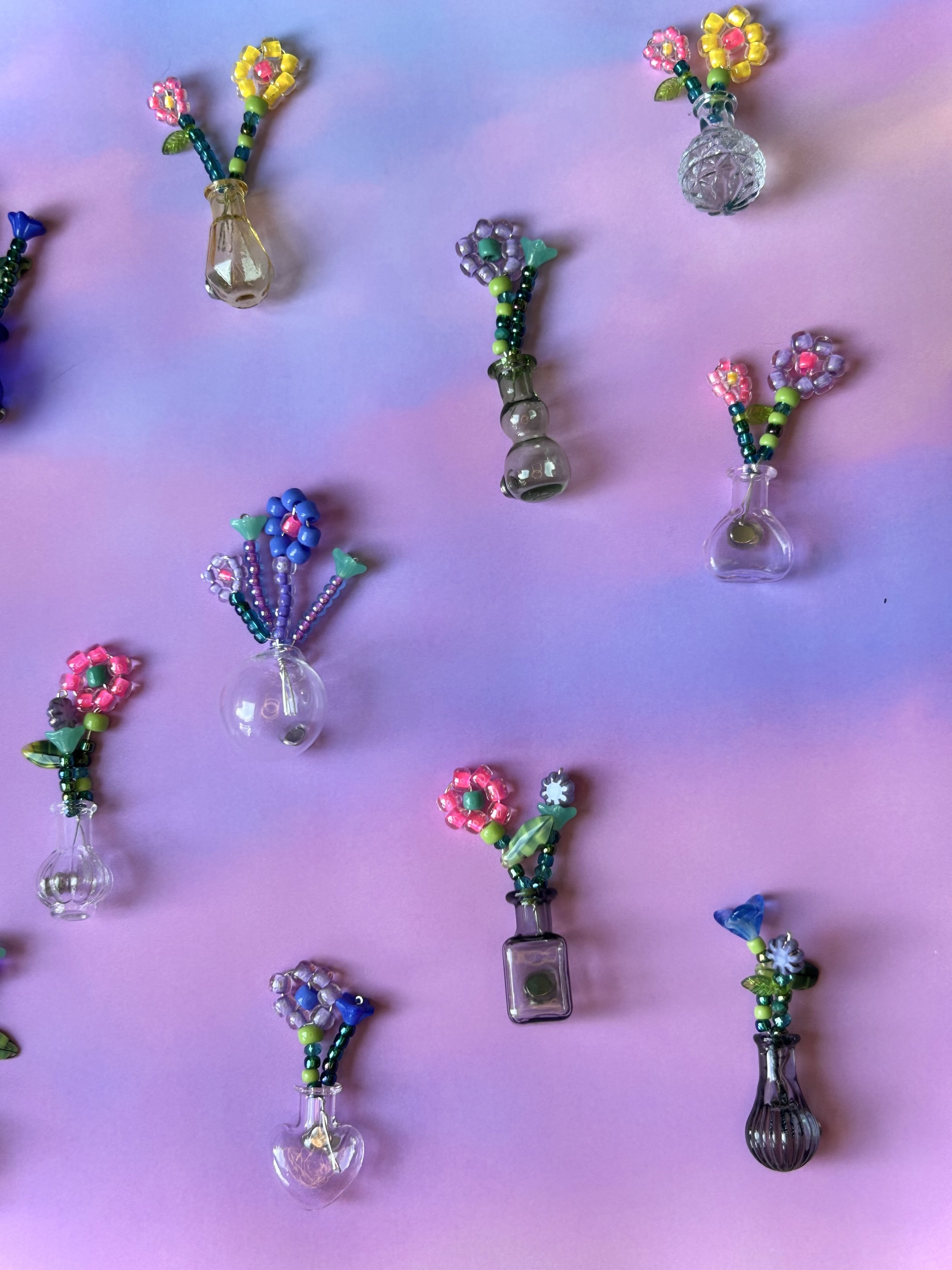 Beaded Flower Vase Magnet