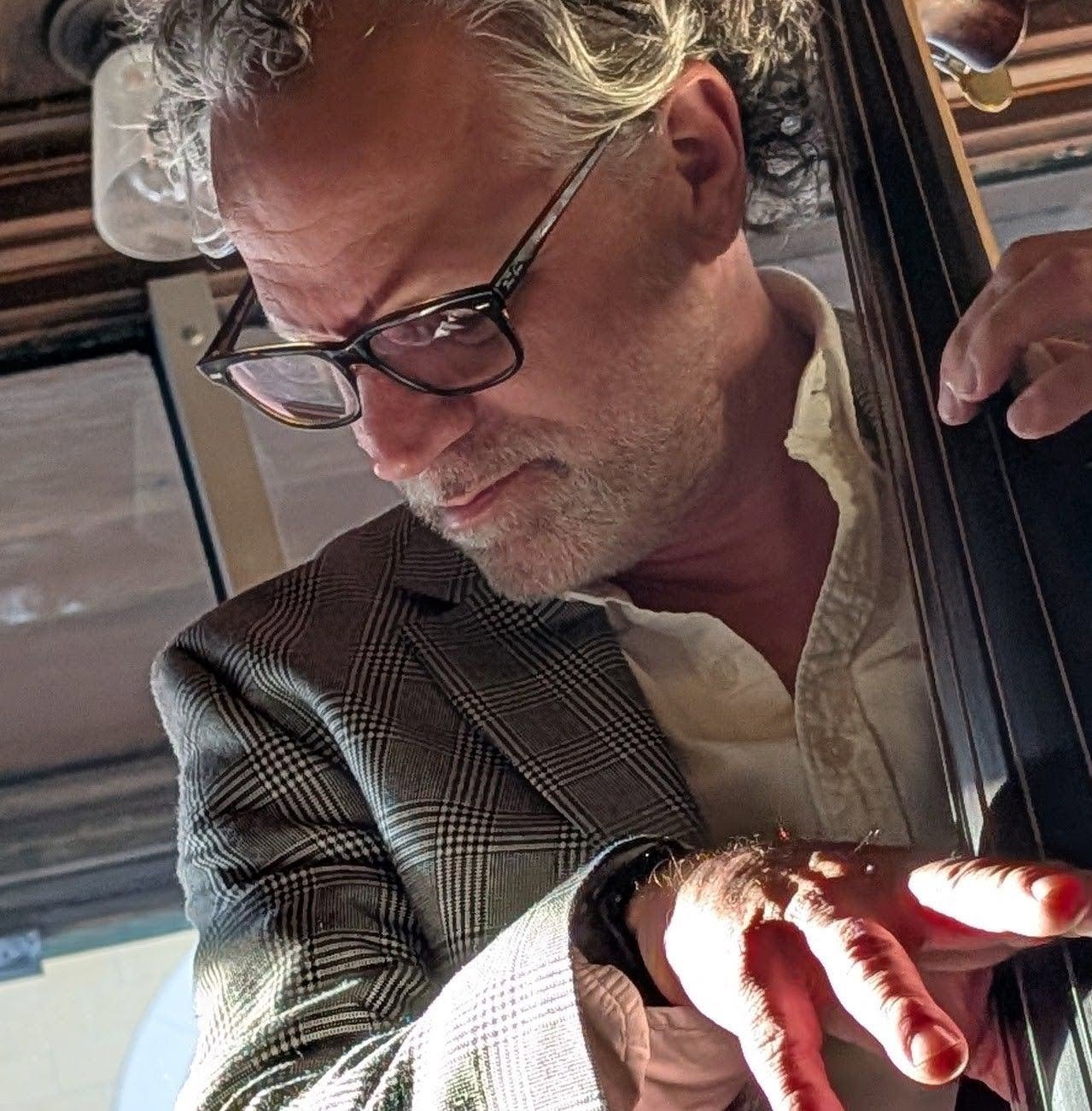 7th Sister Speakeasy Jazz Series: Shawn Dennison, bass/vocals