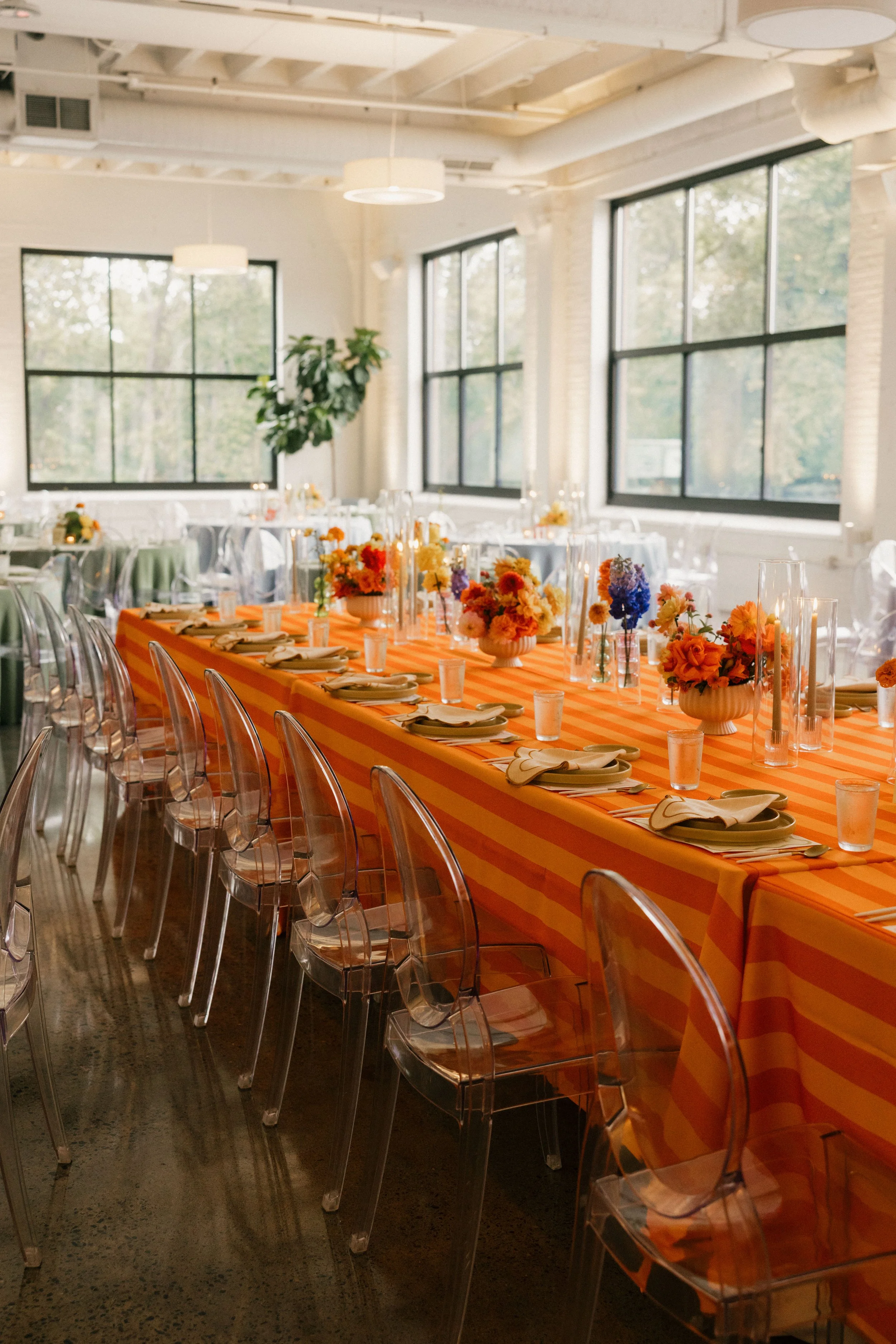 minnesota reception floral tablescape signage details wedding photos by madison delaney photography 6.jpg