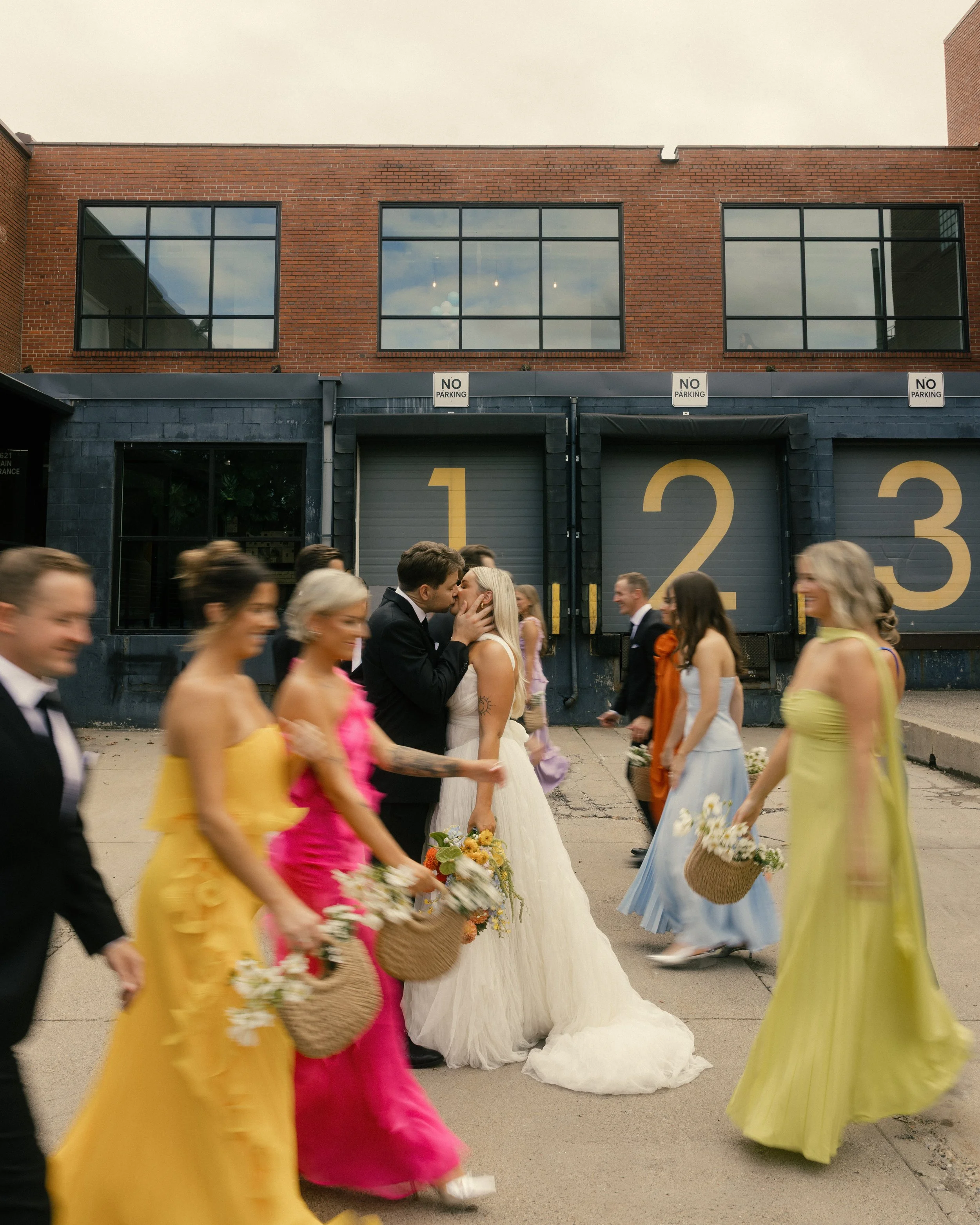 minnesota wedding party wedding photos by madison delaney photography 22.jpg