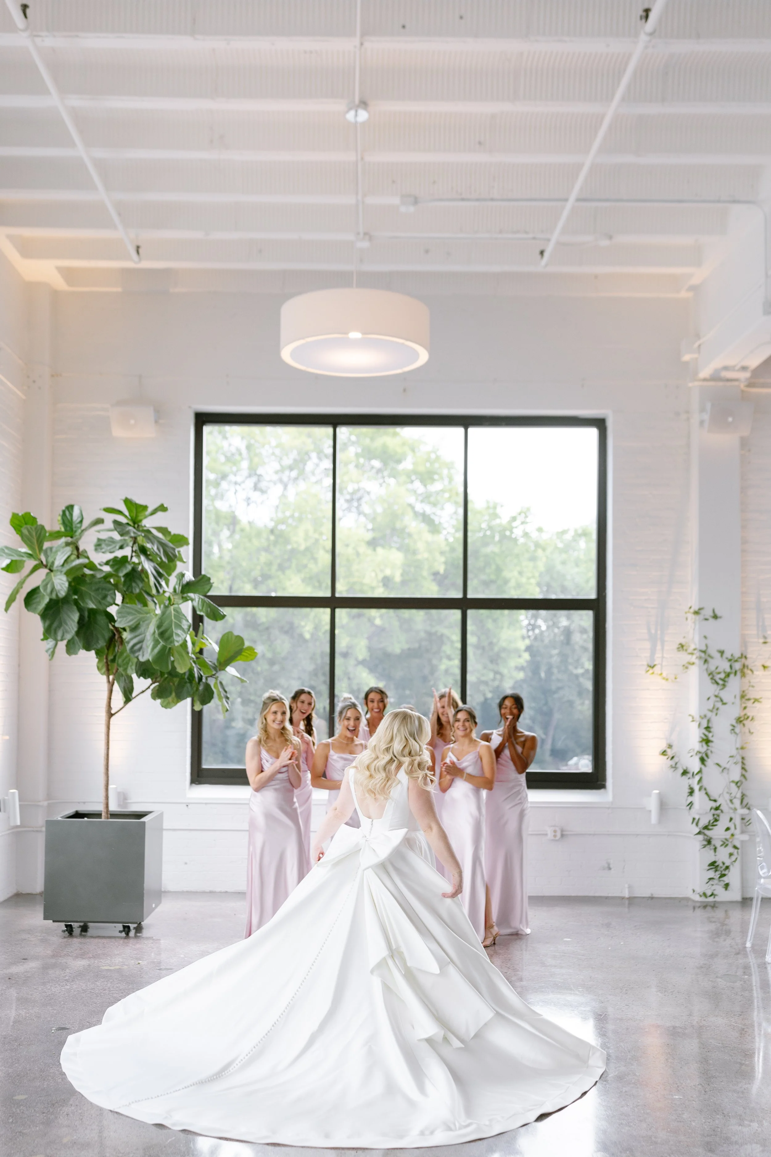 urban_daisy_summer_wedding_minneapolis_minnesota_wedding_loui_photography-73.jpg
