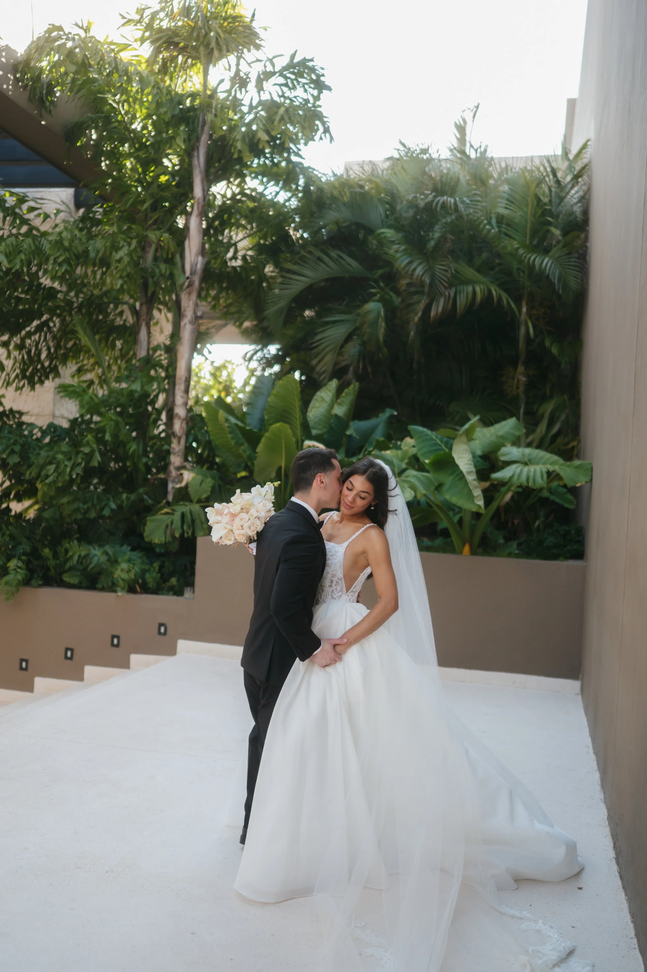 editorial-destination-wedding-portrait-mexico.jpg-04.jpeg