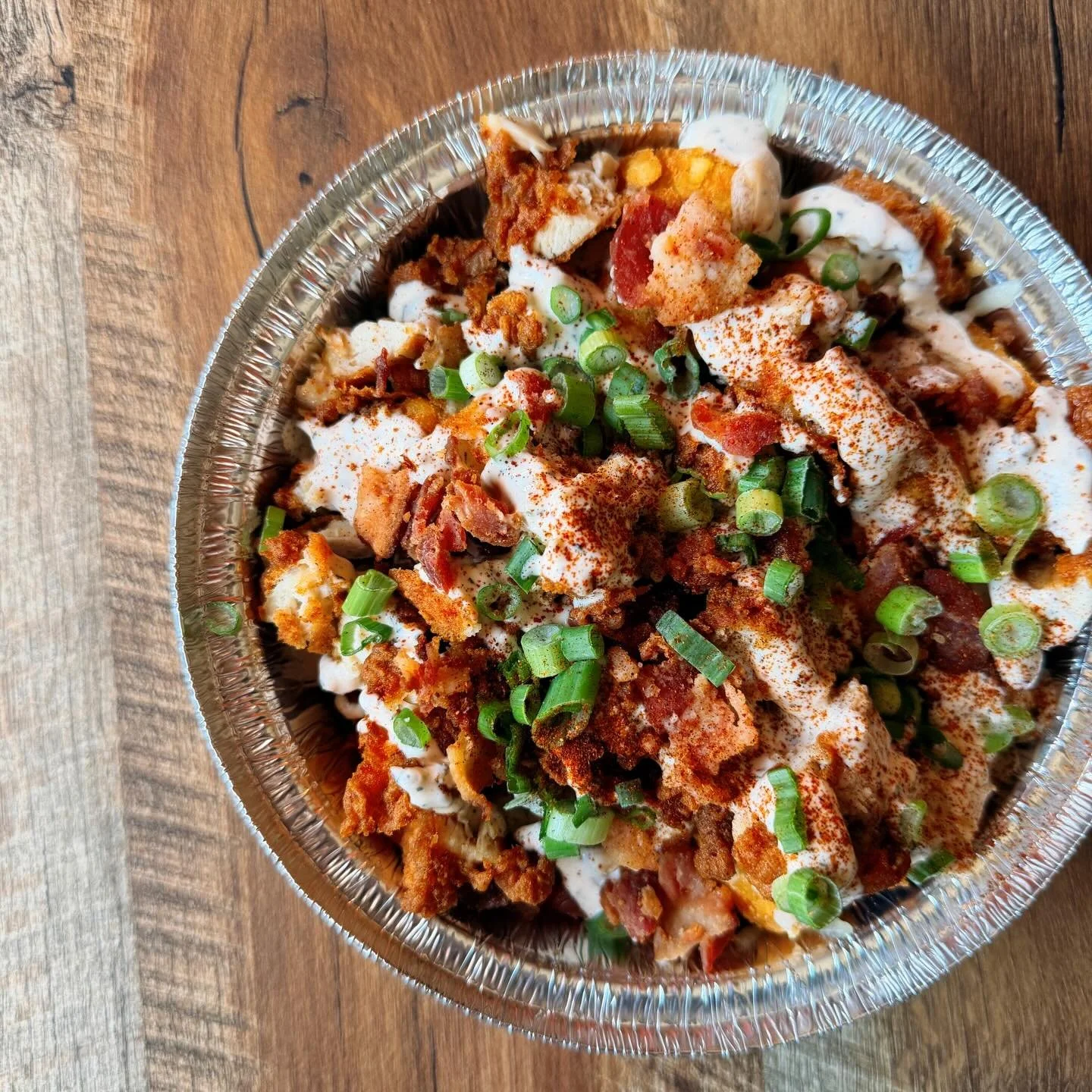 Loaded just got dangerous.
Chicken Bacon Ranch Loaded Tots: crunchy tots, melted white cheddar, chopped fried chicken, crackly bacon, our housemade Blackened Ranch, and scallions.
Limited time only. Don&rsquo;t sleep.