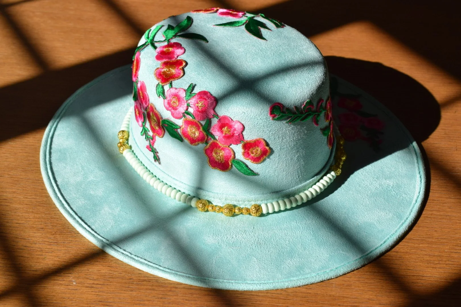 Mint Blossom Cordobés Hat with agate belt