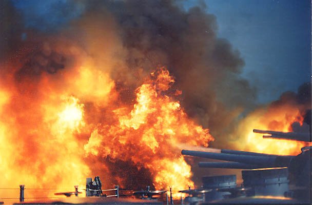 042-T.Brownrigg-16in.-Gun-Fire-1991.jpg