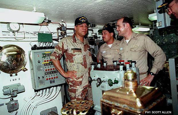 General Colin Powell, Lt Jim Russel (Gunnery Officer) and LTJG Chuck Ramsey (Turret #1 Officer), September 1990. (photo from Soctt Allen)