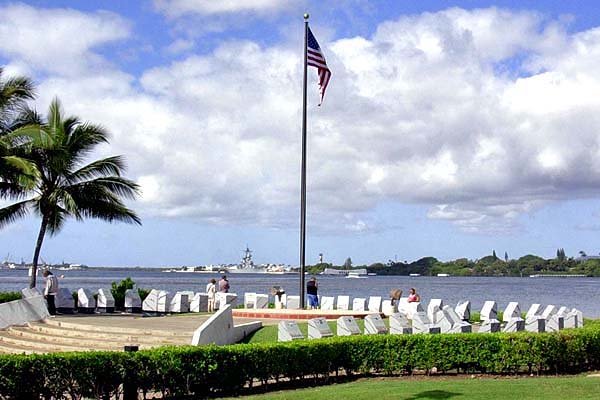 179-Memorial-to-Subs-Lost-in-WW-II.jpg