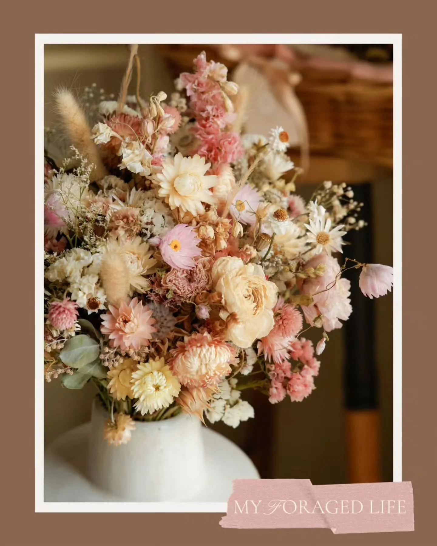 This little sentence captures the heart of My Foraged Life. I hope it resonates with you as much as it does with me. Swipe ➡️ for pretty words &amp; flowers 💐