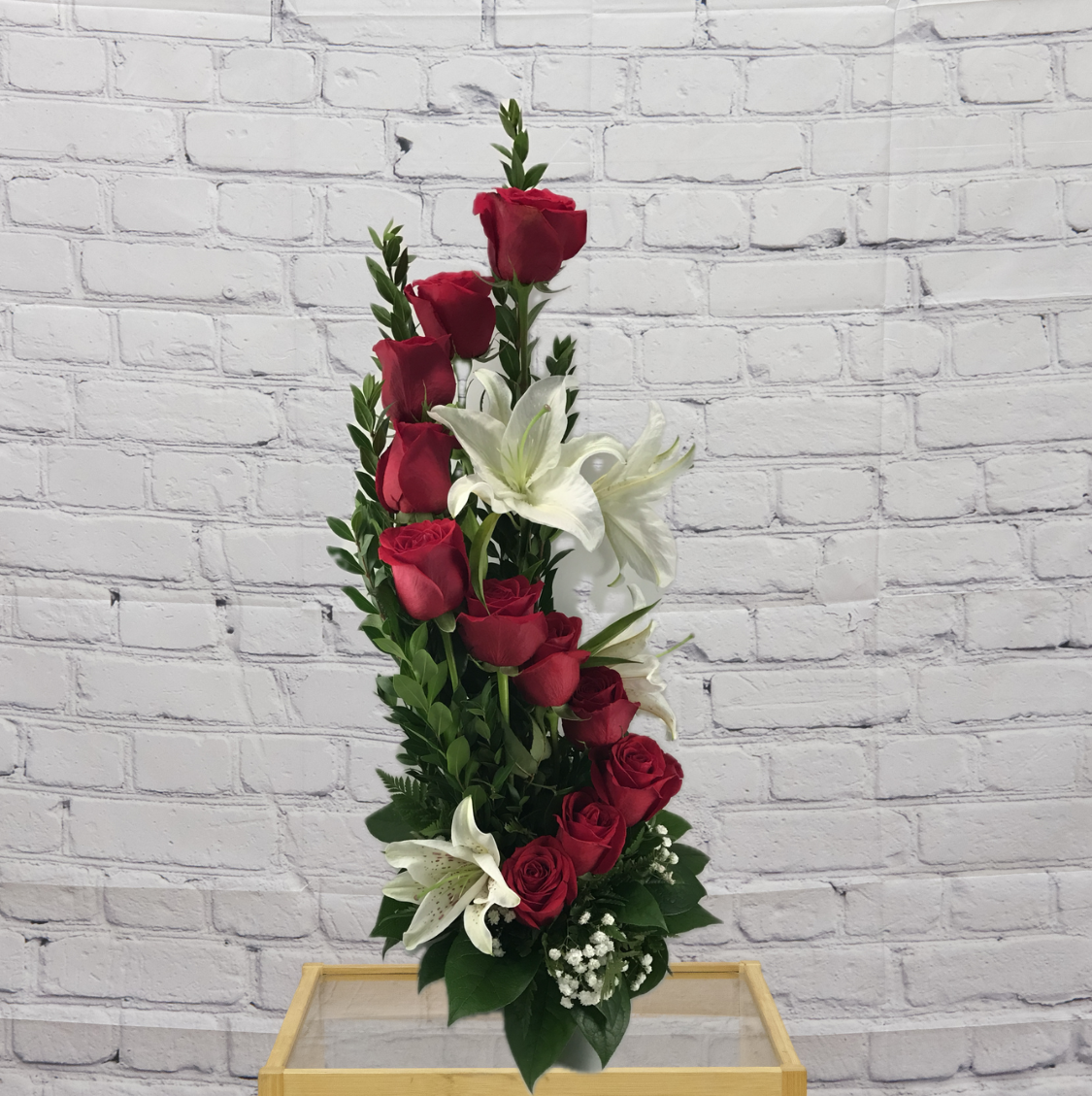 Rose Lily Swirl Red White