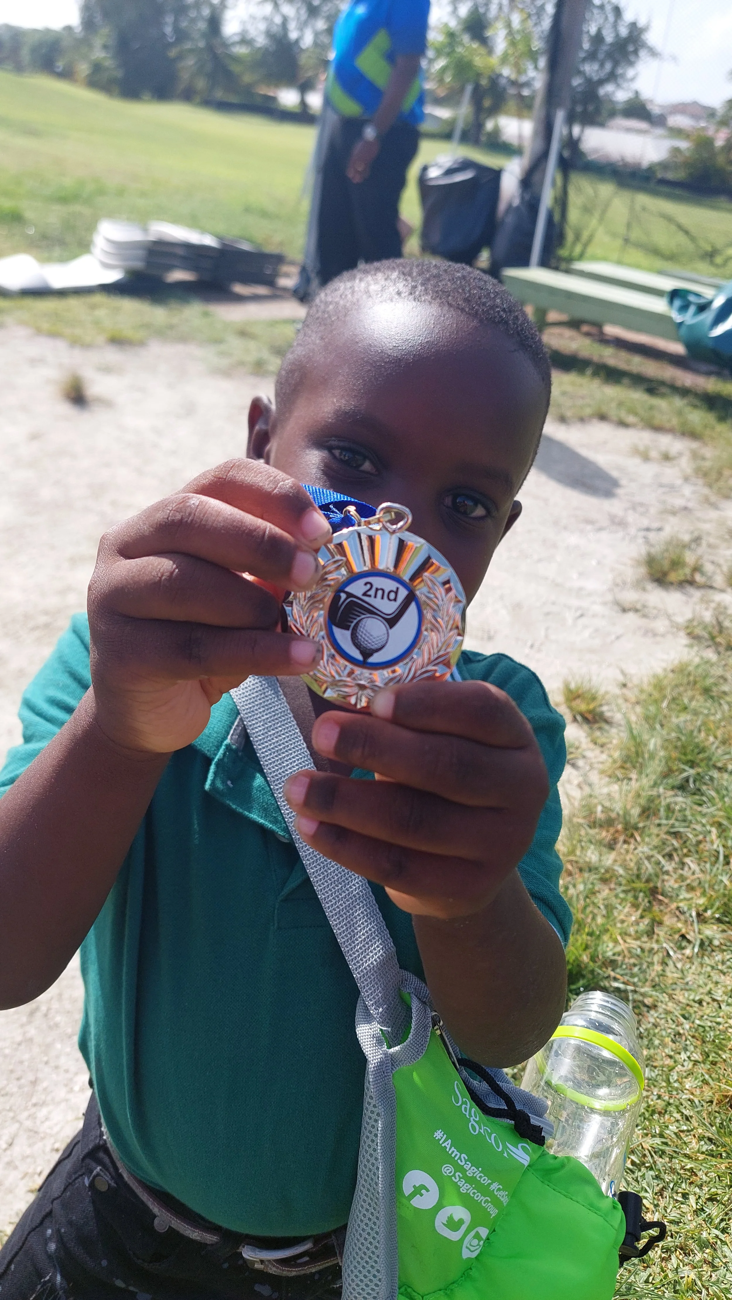 Junior summer golf cap in Barbados