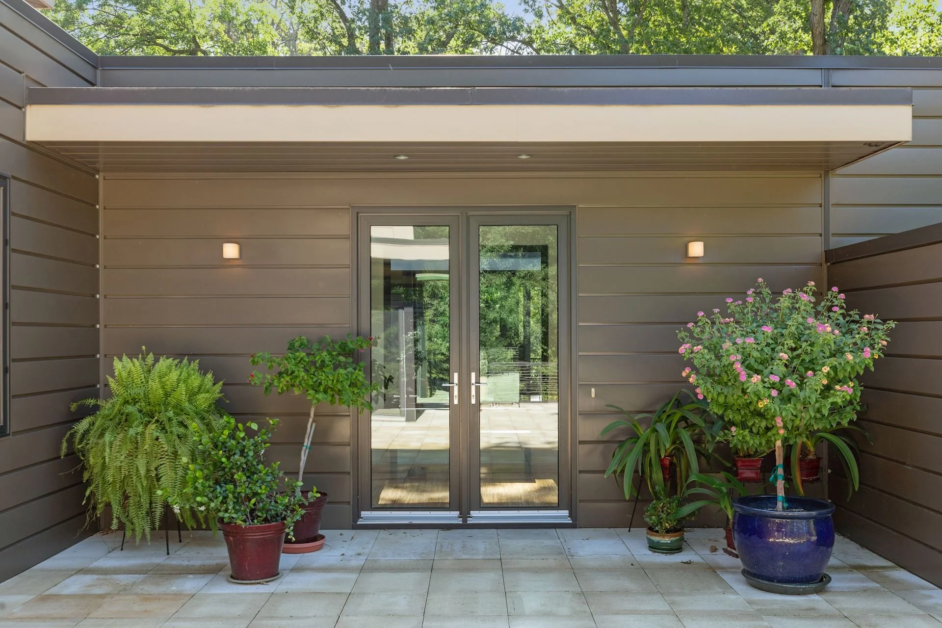 Is buying a home better in winter or spring?