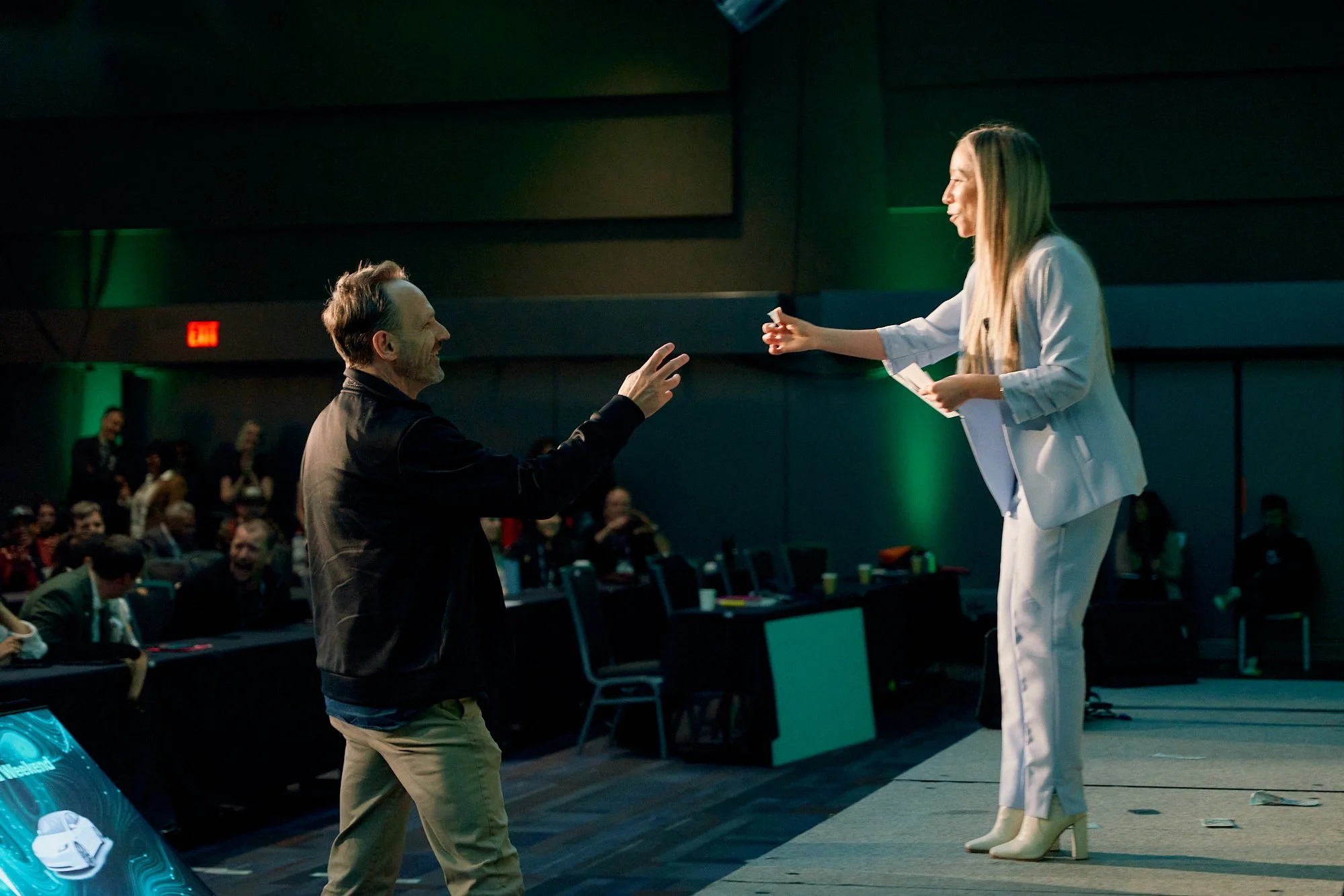 Apr16-INNOVATEwest-Final-Stage-Web-0631.jpg