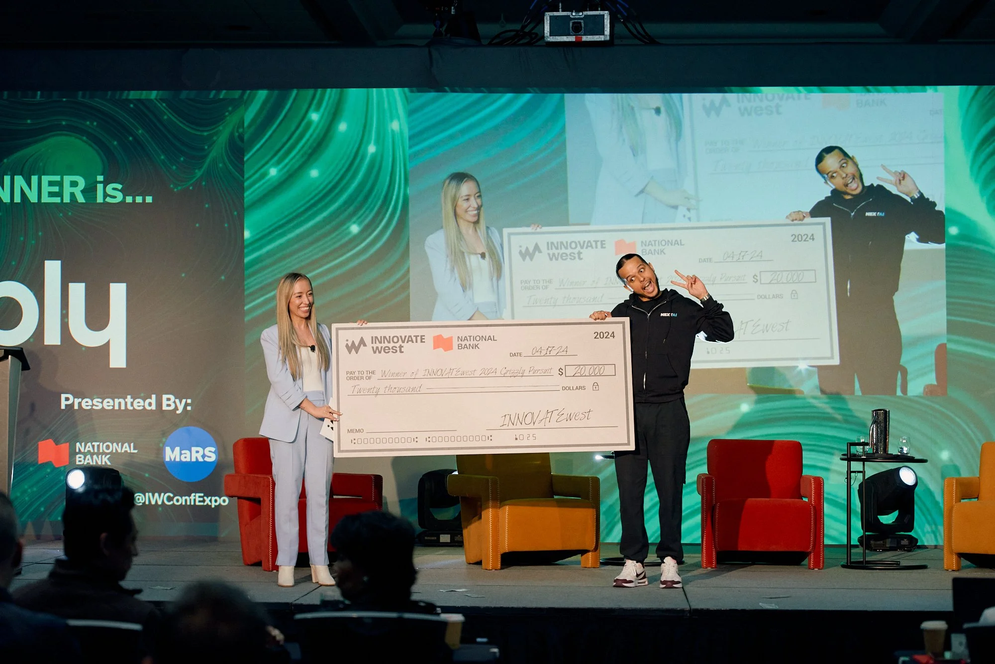 Apr16-INNOVATEwest-Final-Stage-Web-0664.jpg