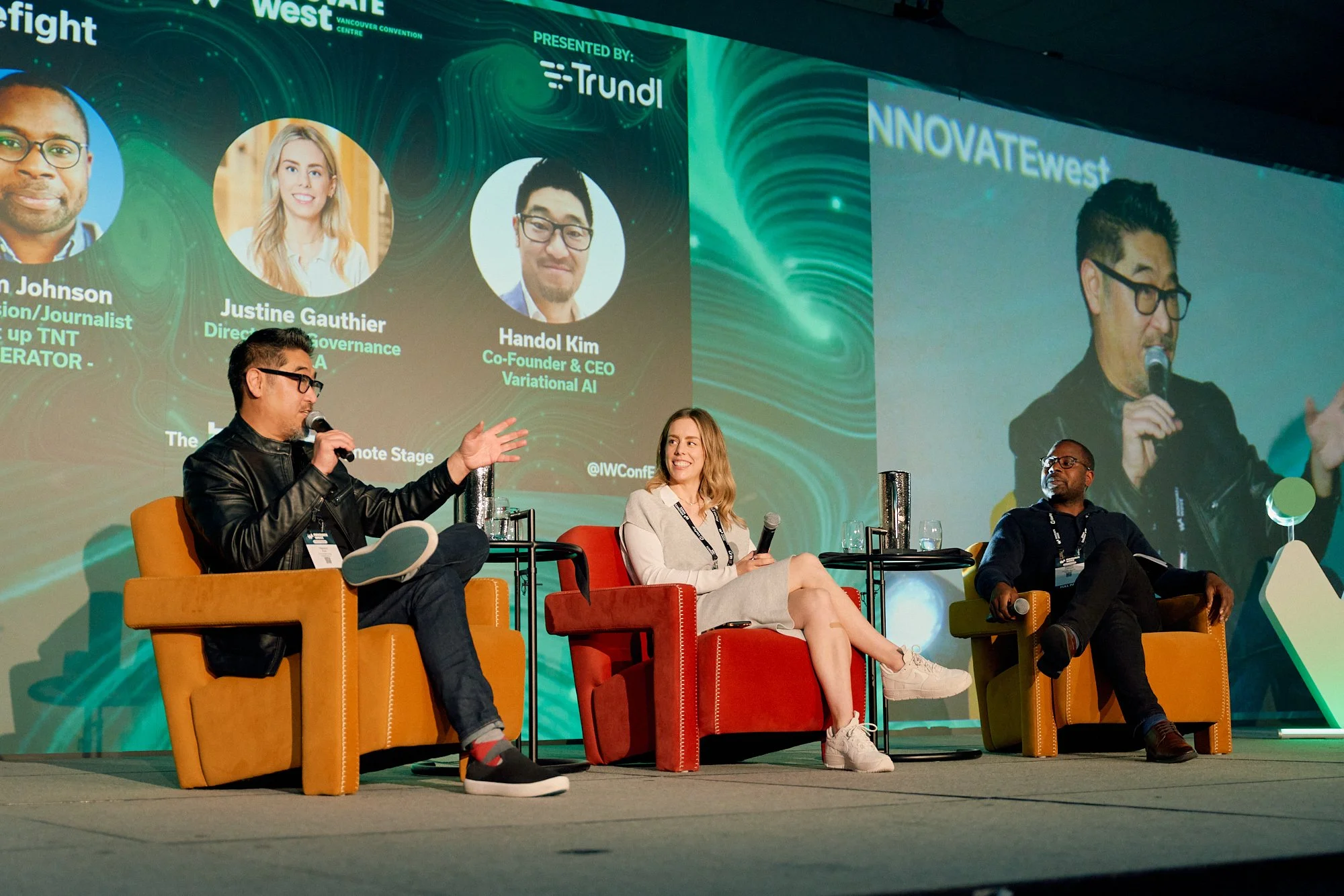 Apr16-INNOVATEwest-Final-Stage-Web-0471.jpg