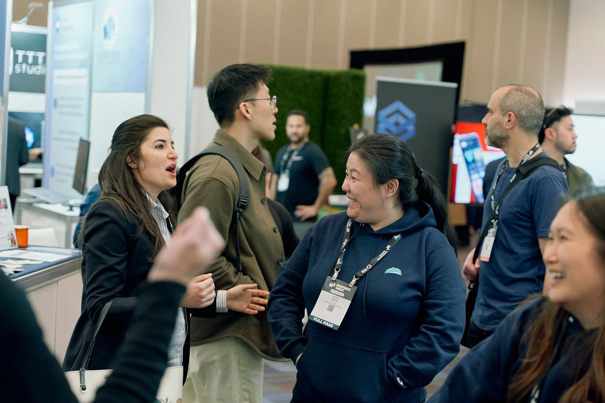 Apr16-INNOVATEwest-Final-Expo-Web-0137.jpg