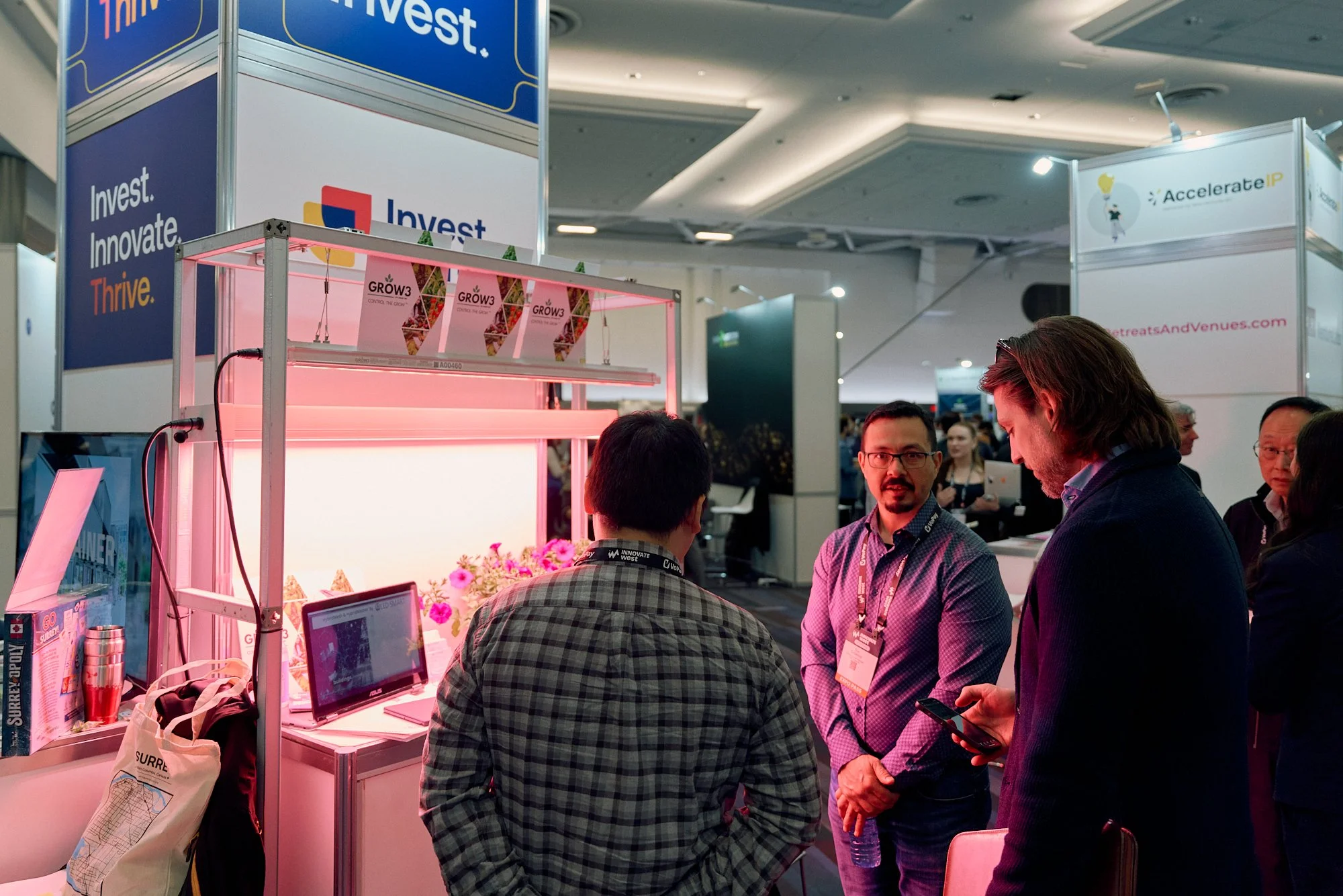 Apr16-INNOVATEwest-Final-Expo-Web-0127.jpg