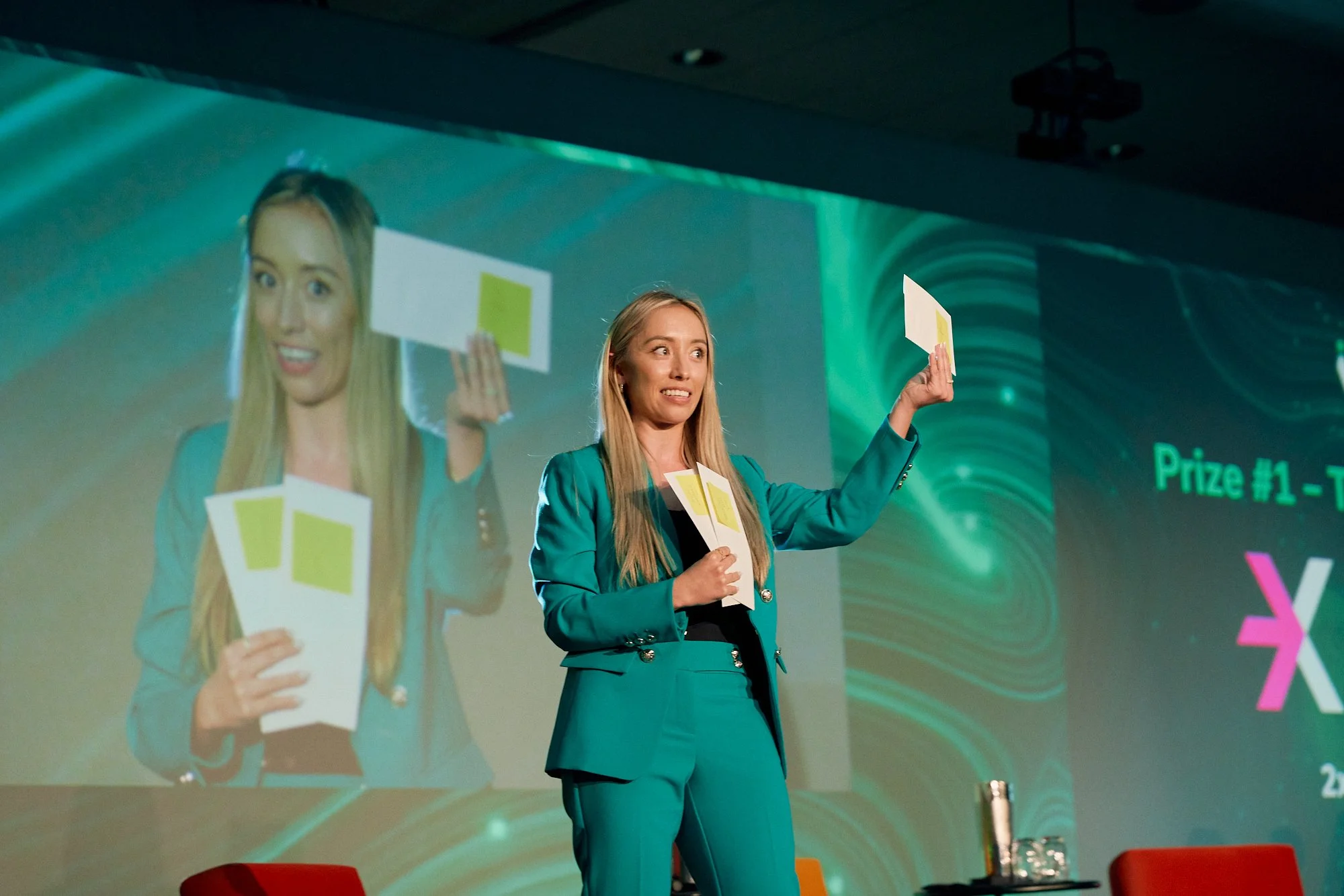 Apr16-INNOVATEwest-Final-Stage-Web-0225.jpg