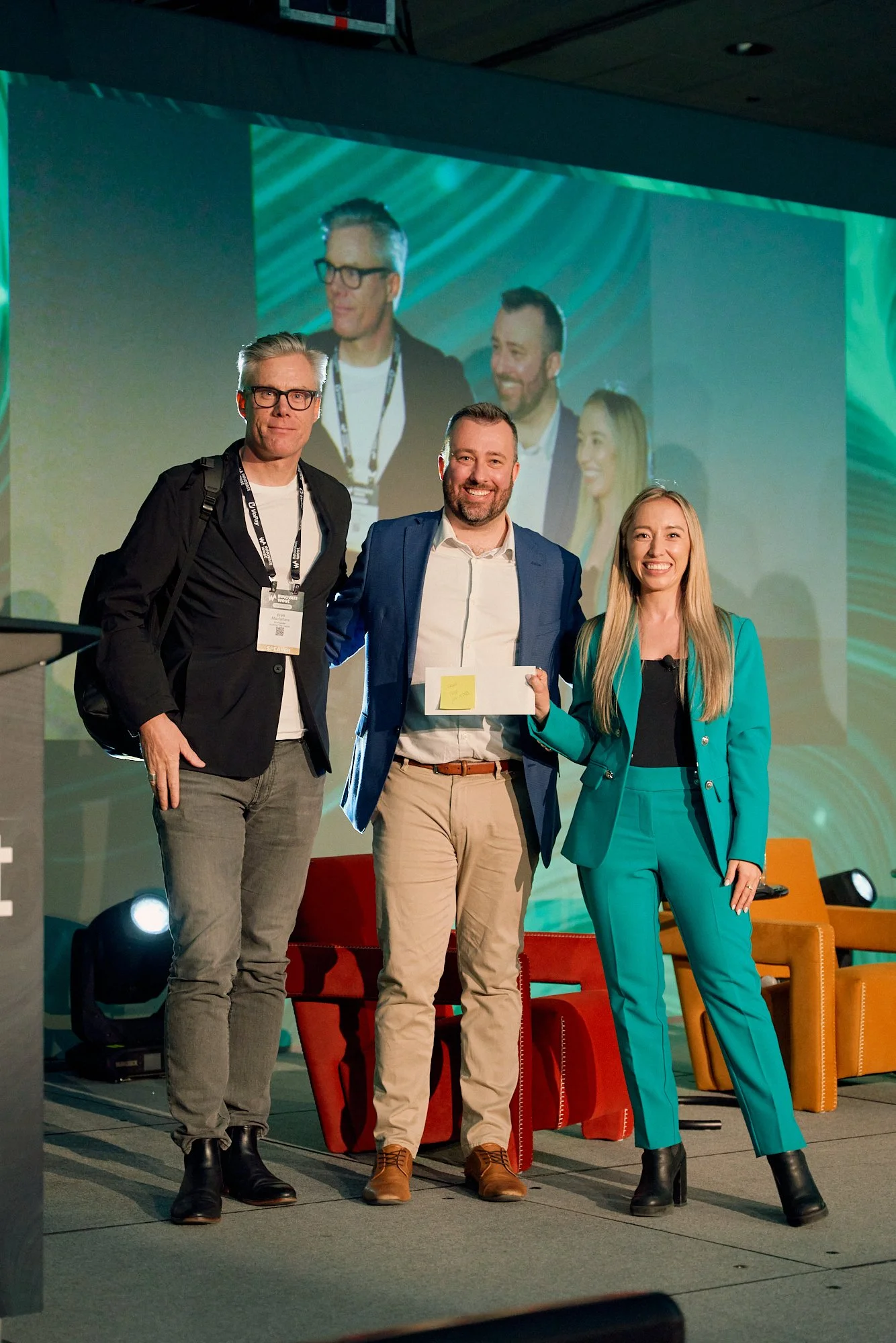 Apr16-INNOVATEwest-Final-Stage-Web-0243.jpg