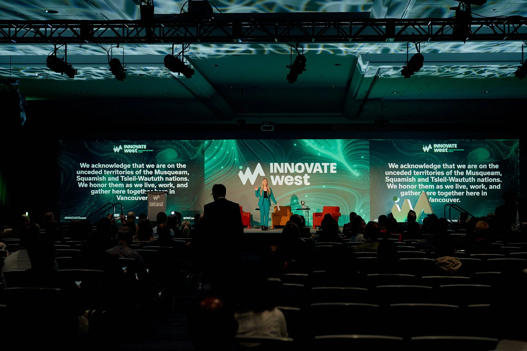 Apr16-INNOVATEwest-Final-Stage-Web-0003.jpg