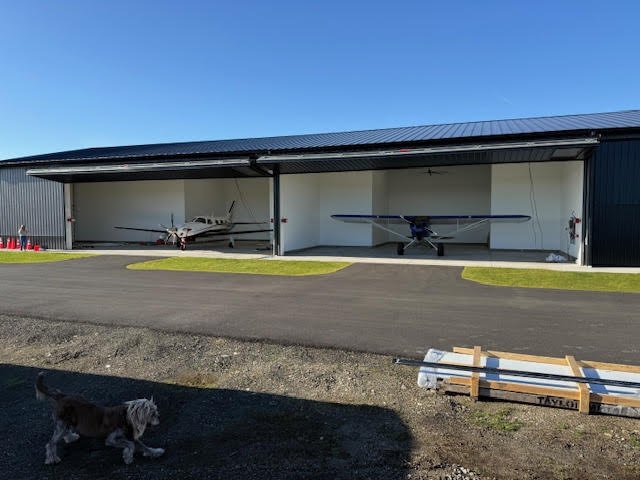 Shelton Condo Hangar 91 - Luxury Condo Airplane Hangars Interior