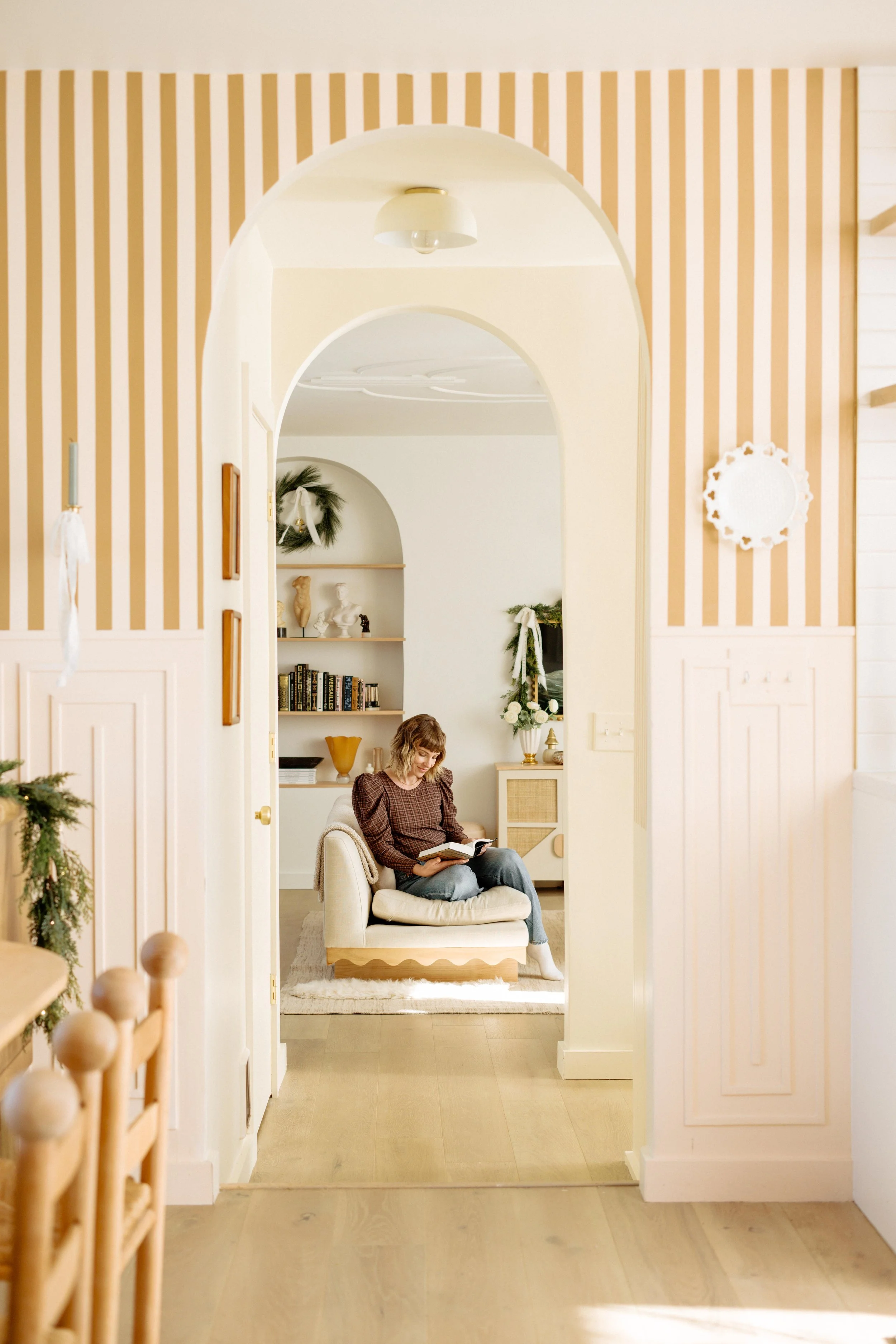 Brit Dot Design Home2811.jpg