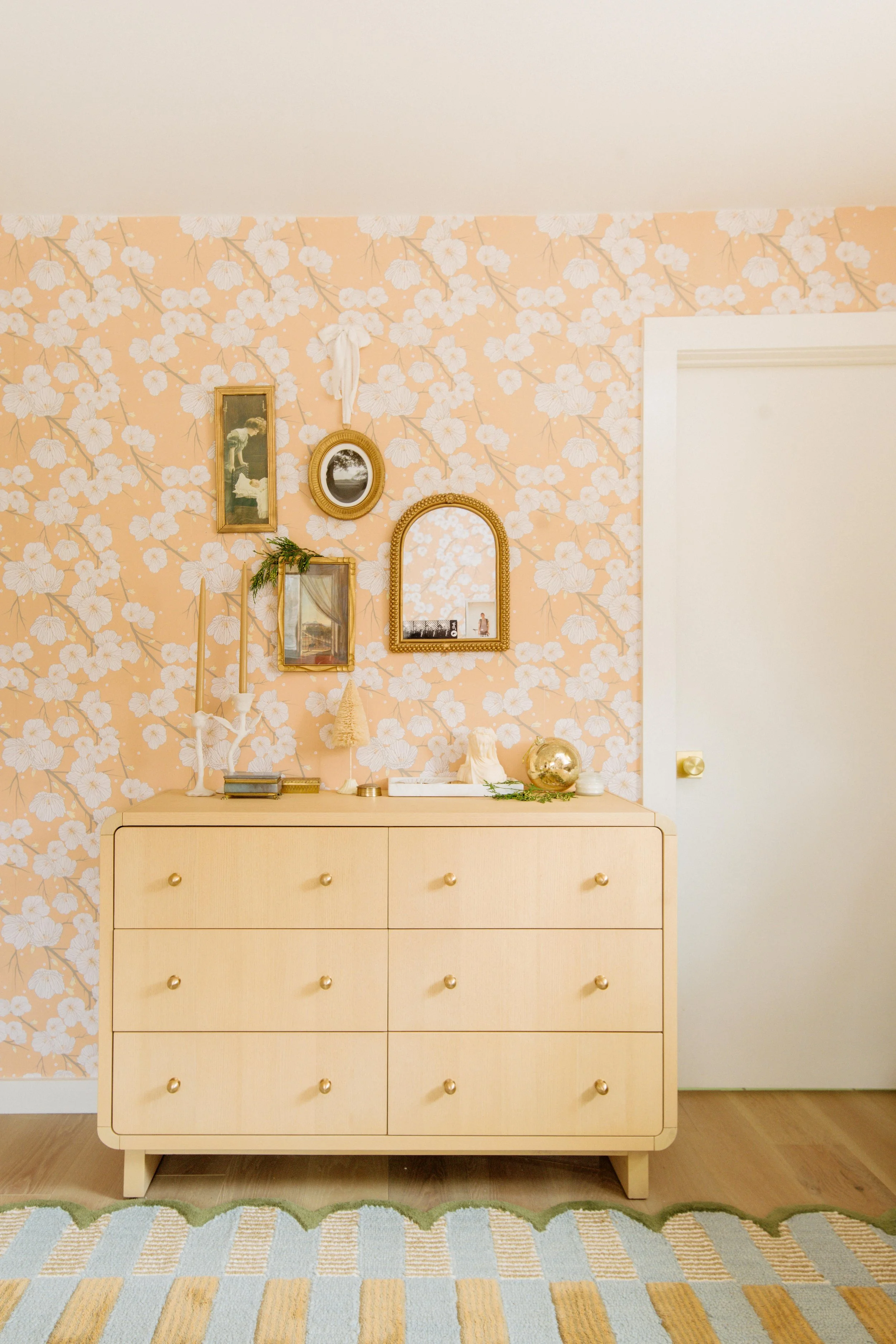 Brit Dot Design Home1863.jpg