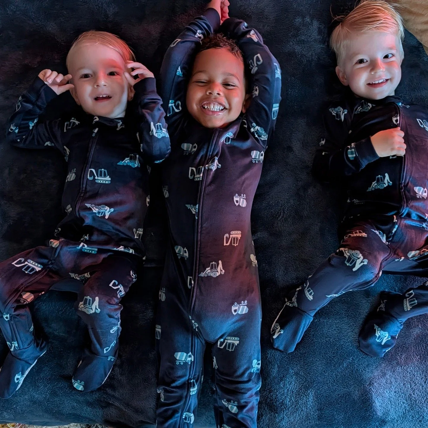 I sure do love these boys!! I can't believe that tomorrow the twins will be 2 years old! Where has the time gone?! Izaiah loves matching his little brothers so I got them all matching pajamas. He's been the little man of the house while Jeremy has be