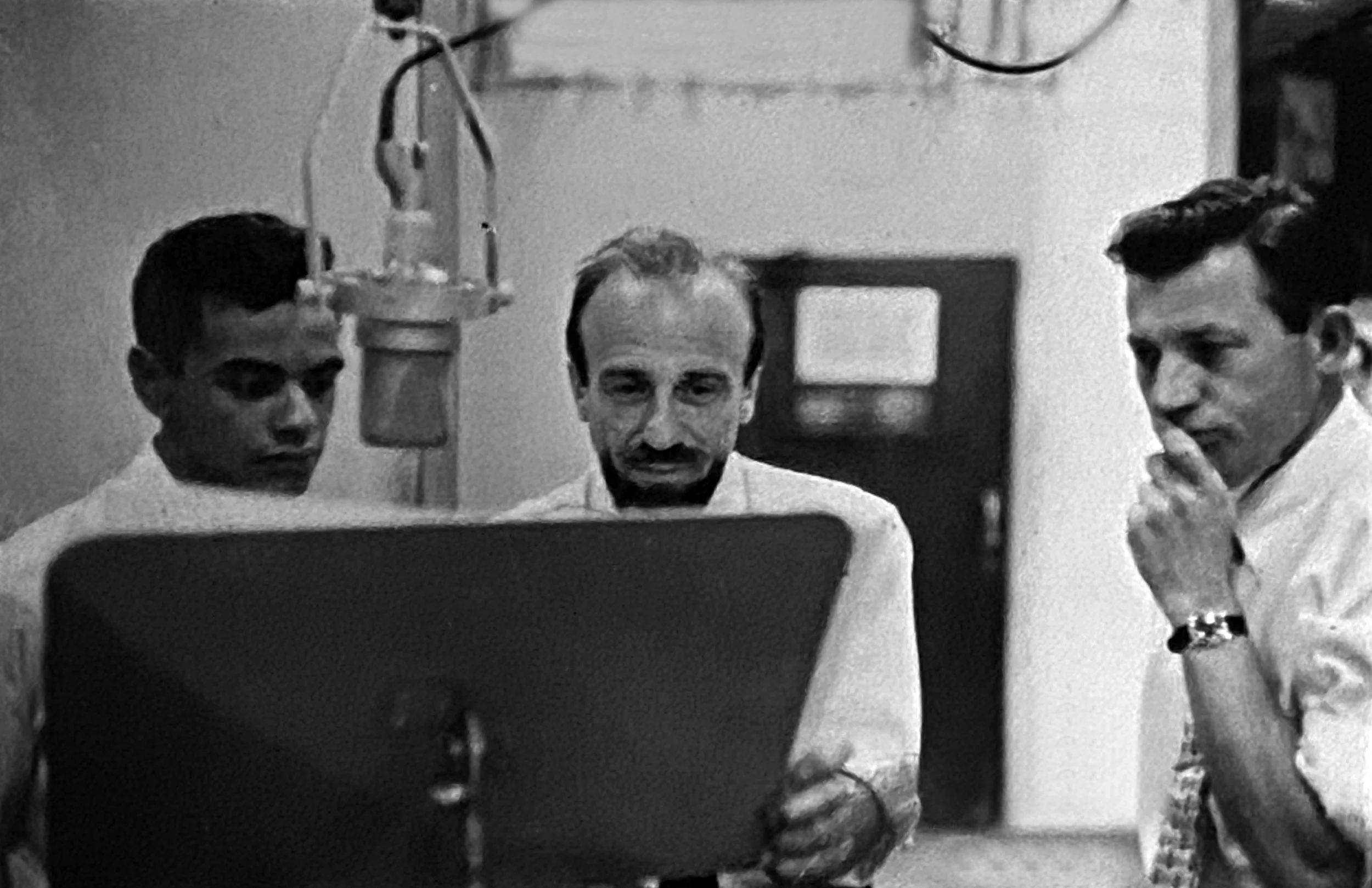 1957-06-Johnny Mathis (13).jpeg