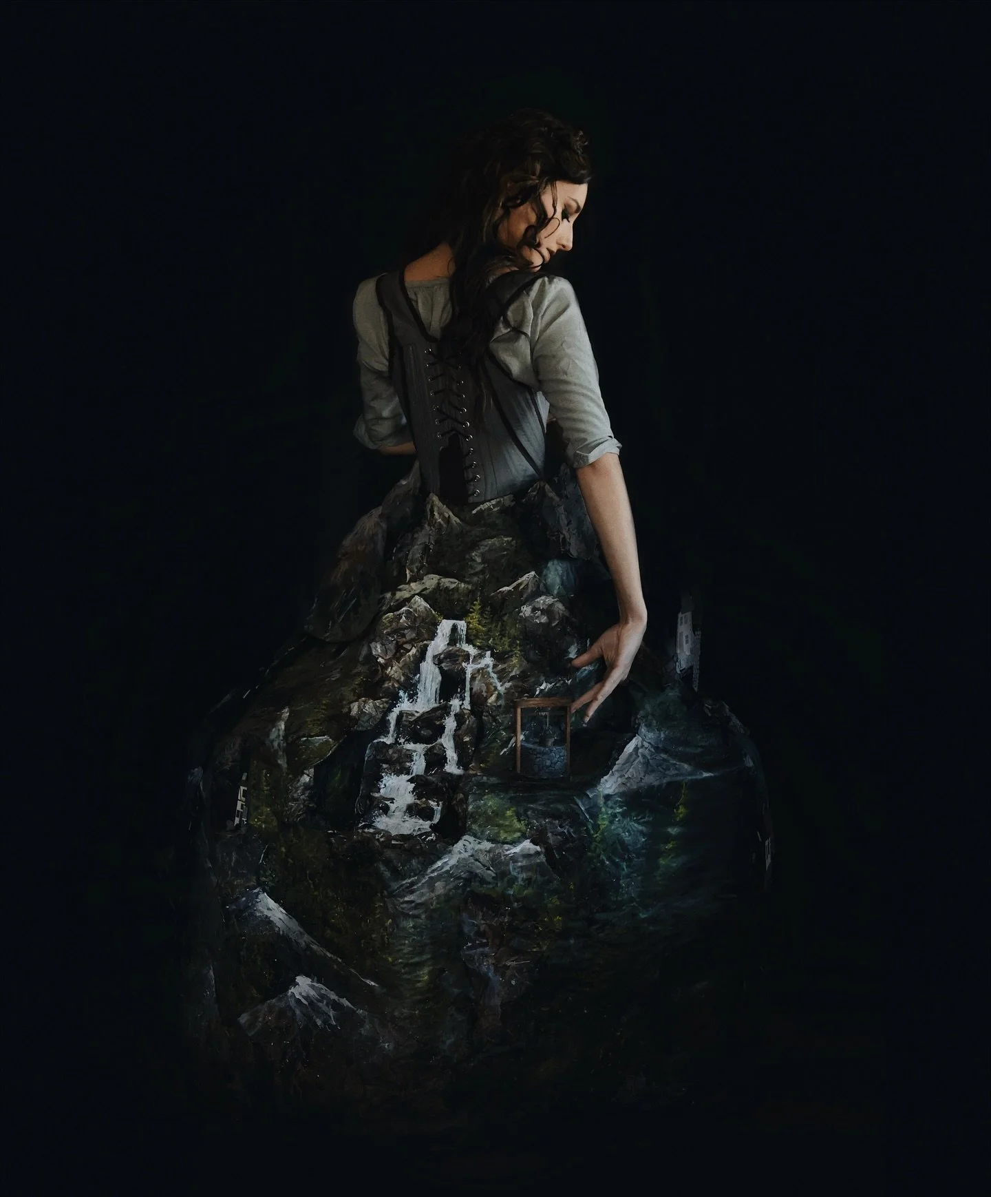 THE VILLAGE DRESS entirely handmade costume ✨ &ldquo;It Takes a Village&rdquo; ✨

@blythe_william worked Caravaggio magic🕯️and I&rsquo;m obsessed!!!
💛 {you may want to up your brightness a smidge}

&hearts;️&hearts;️&hearts;️
#costumedesigner #cost