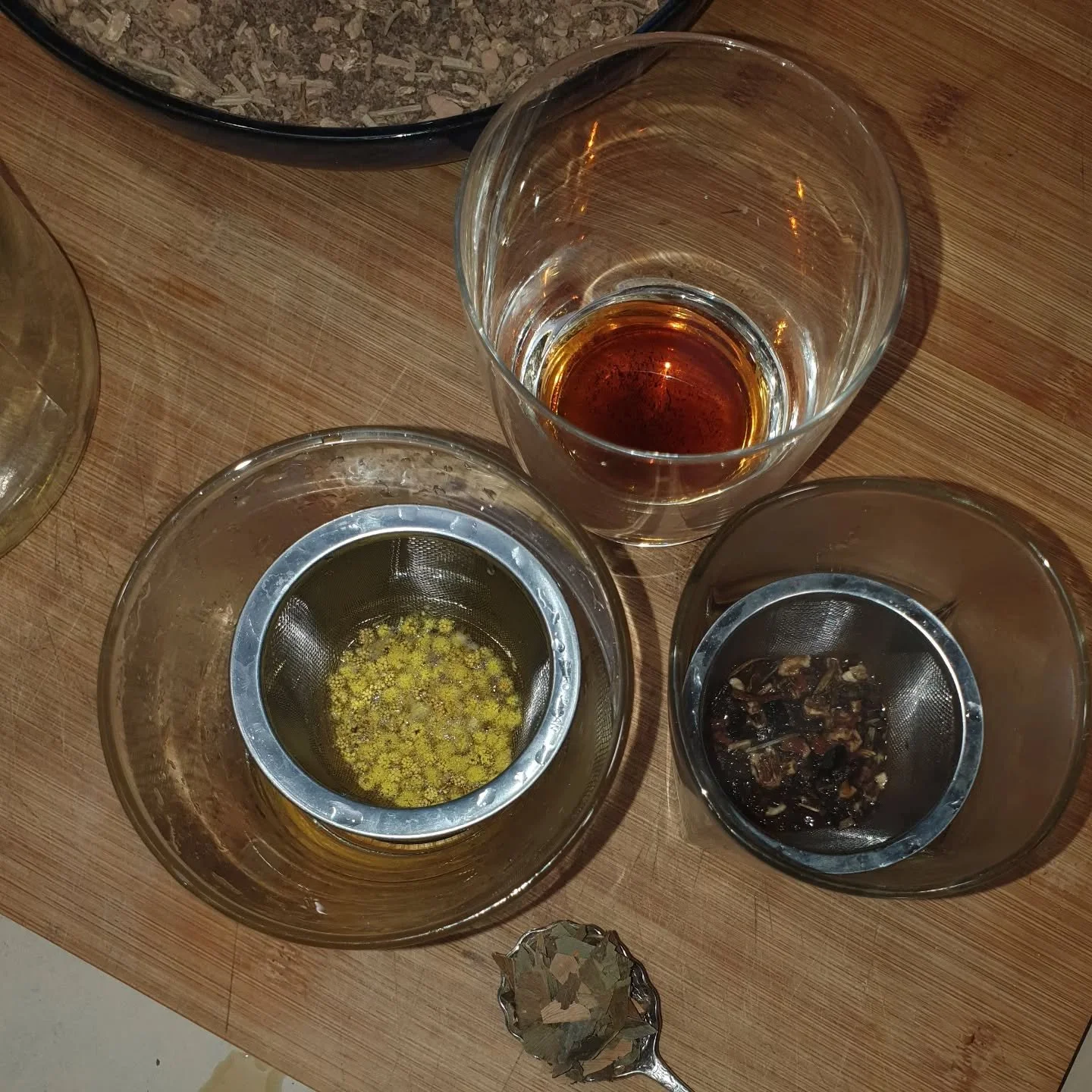 Getting that coffee alternative balance just right 😉 

#coffeealternative #coffeereplacement #ginkobiloba #wattle #Freshlyforaged #tastetesting #tea #communitea