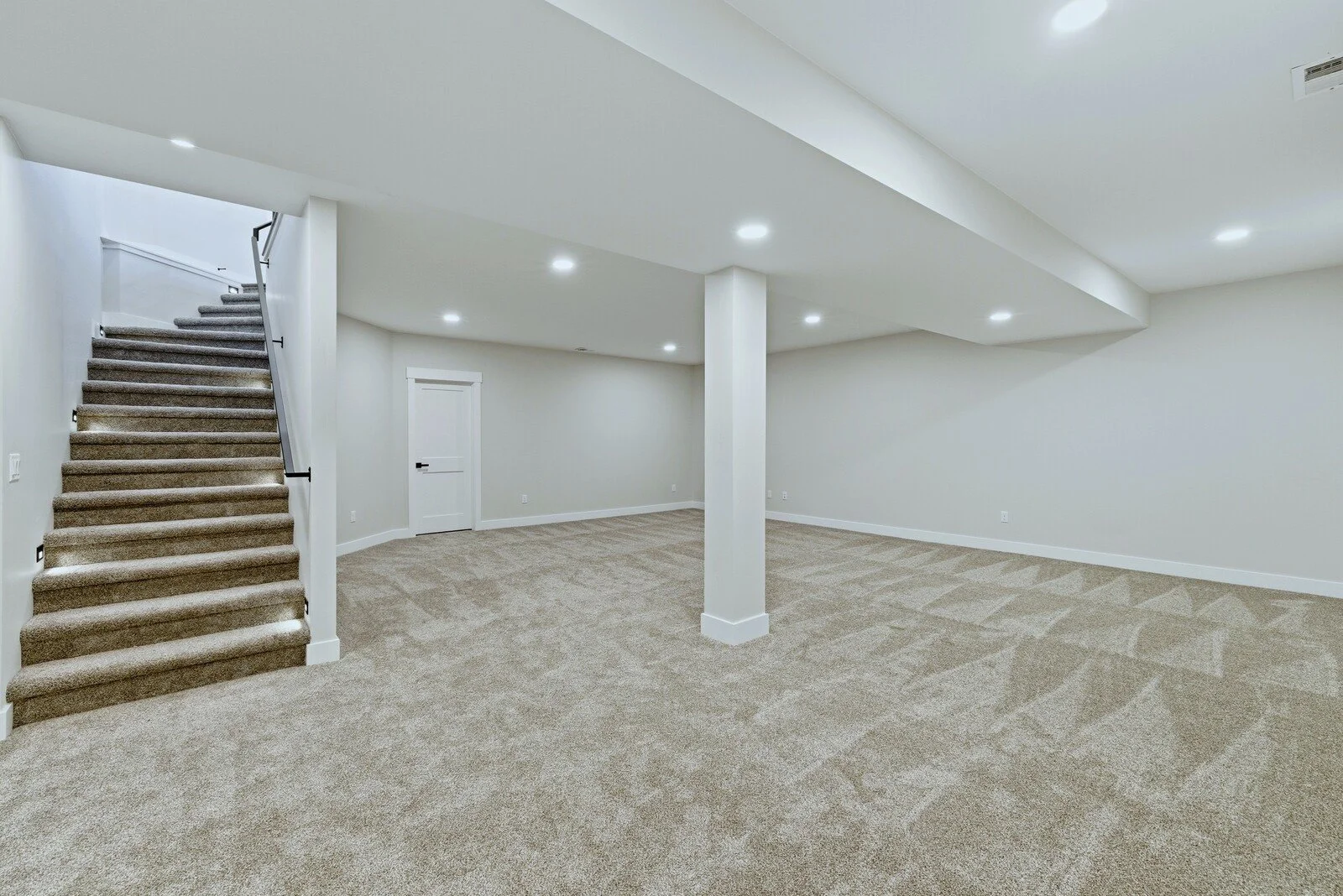 2665 Berkshire (30).jpg