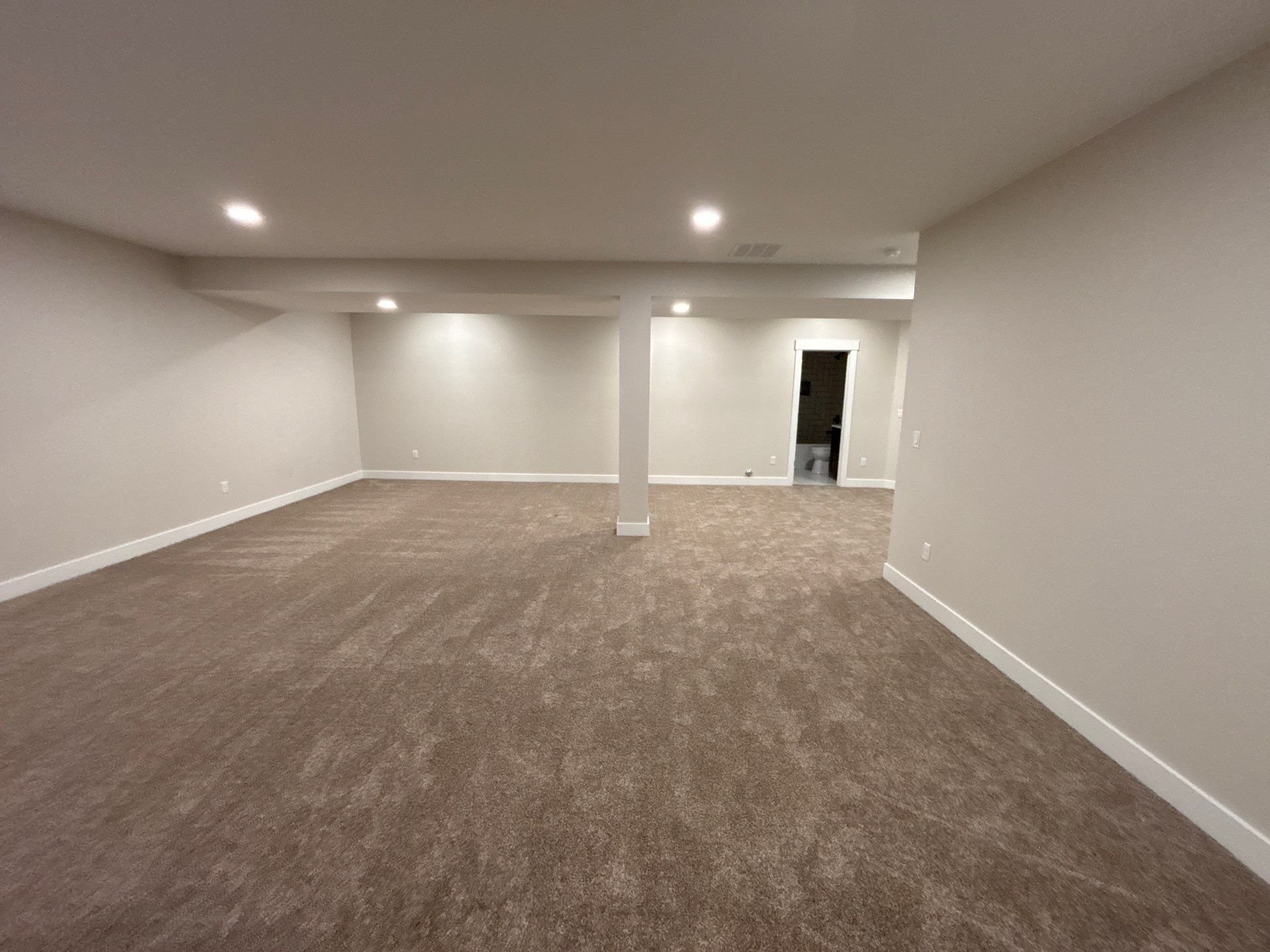 2665 Berkshire (15).jpg