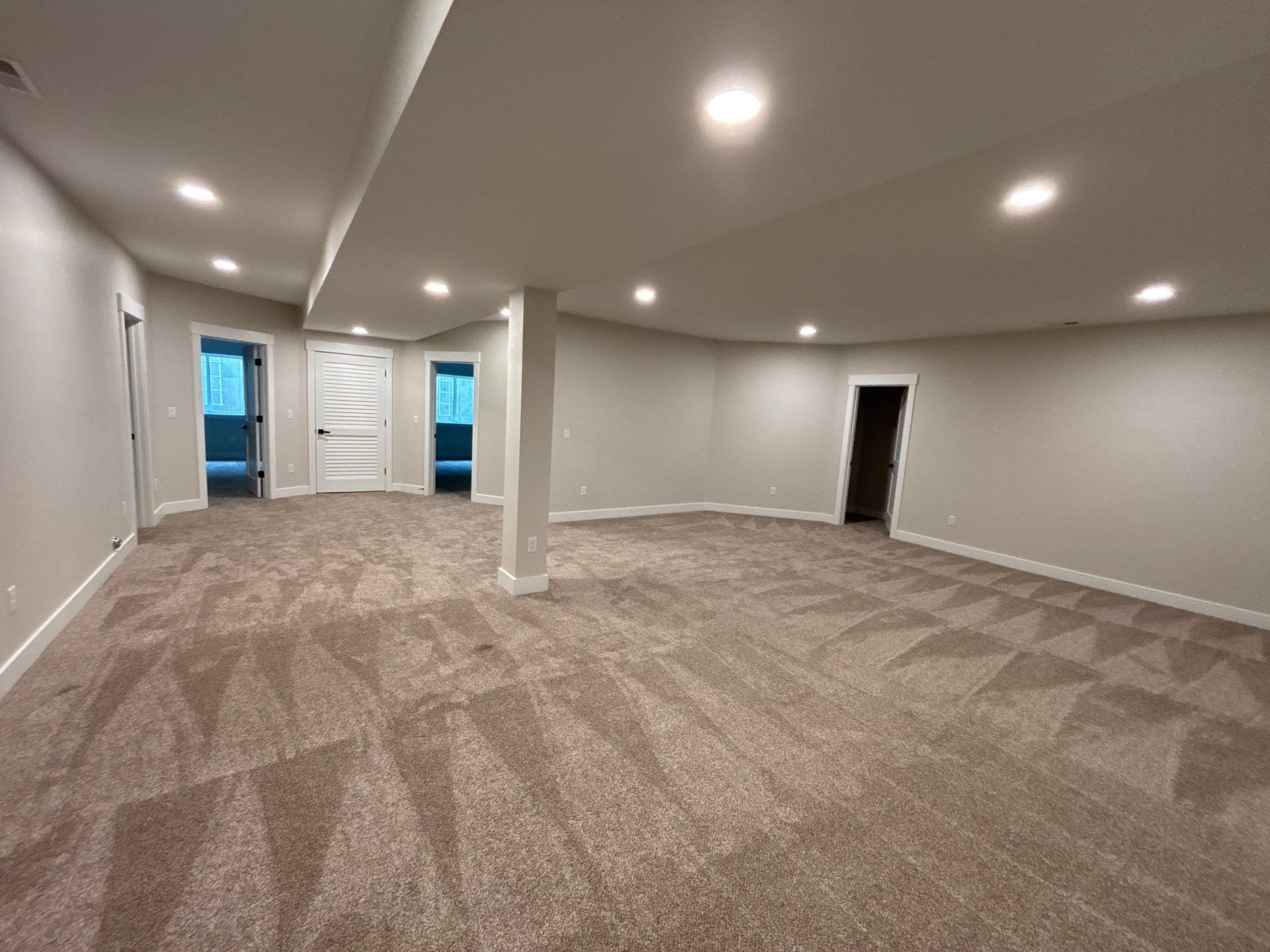 2665 Berkshire (13).jpg