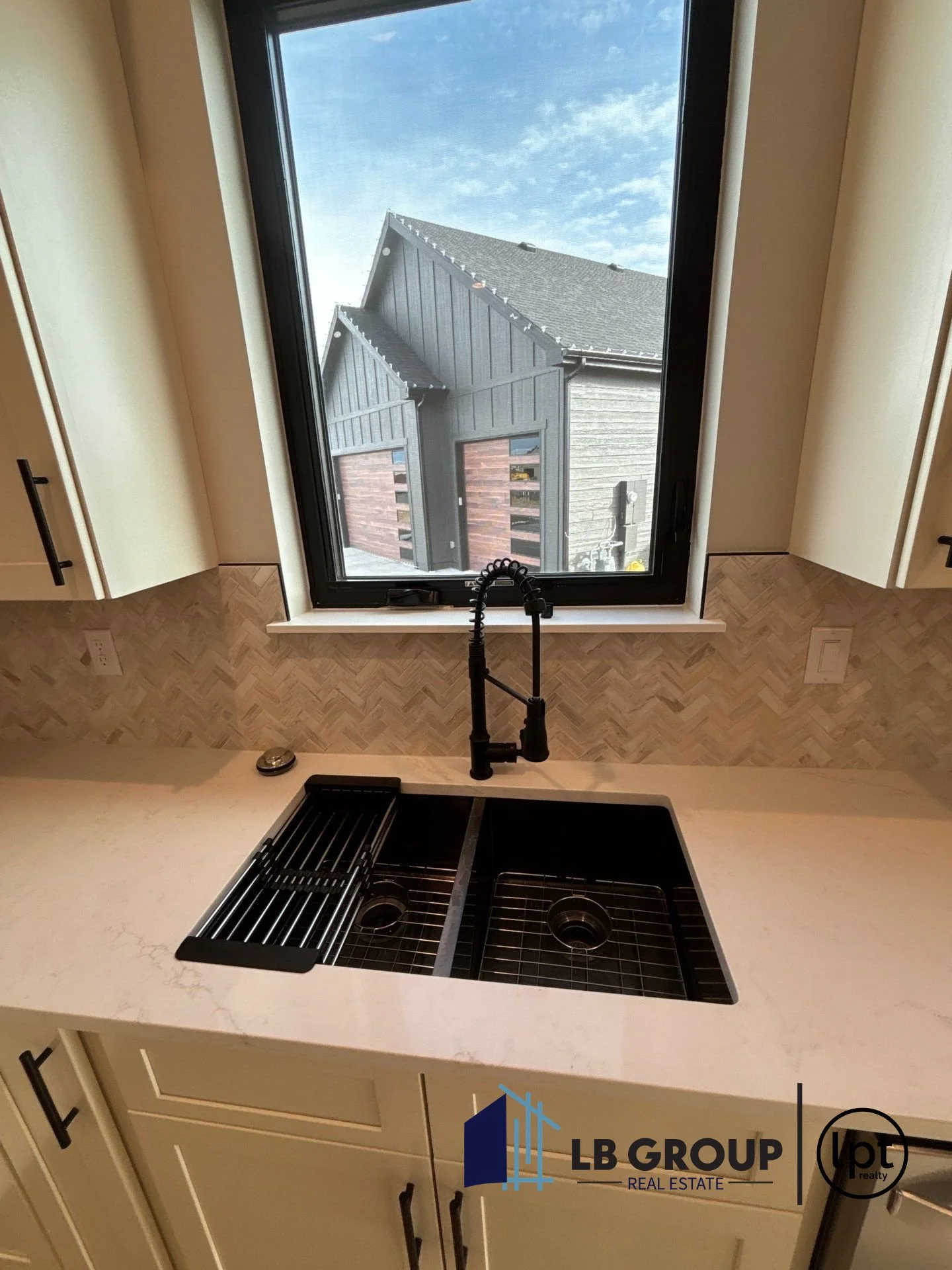 17-Dec 06 2025 11_55am-nGeB.jpg