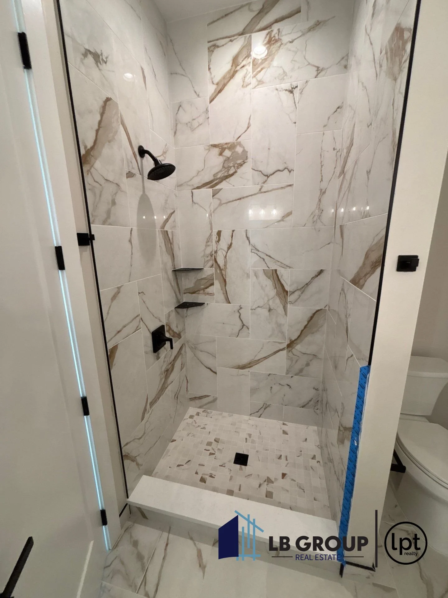 12-Dec 06 2025 11_53am-Z6Lk.jpg