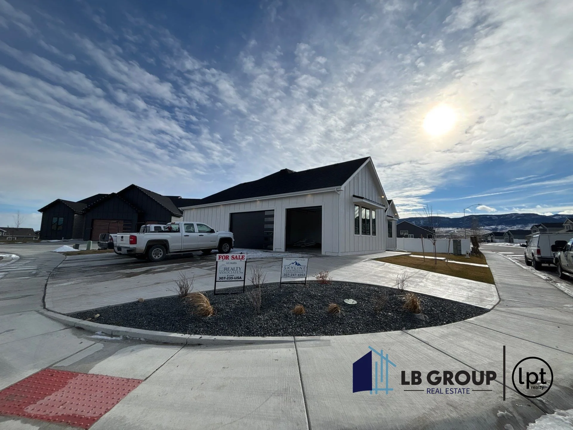 2-Dec 06 2025 11_51am-EuUF.jpg